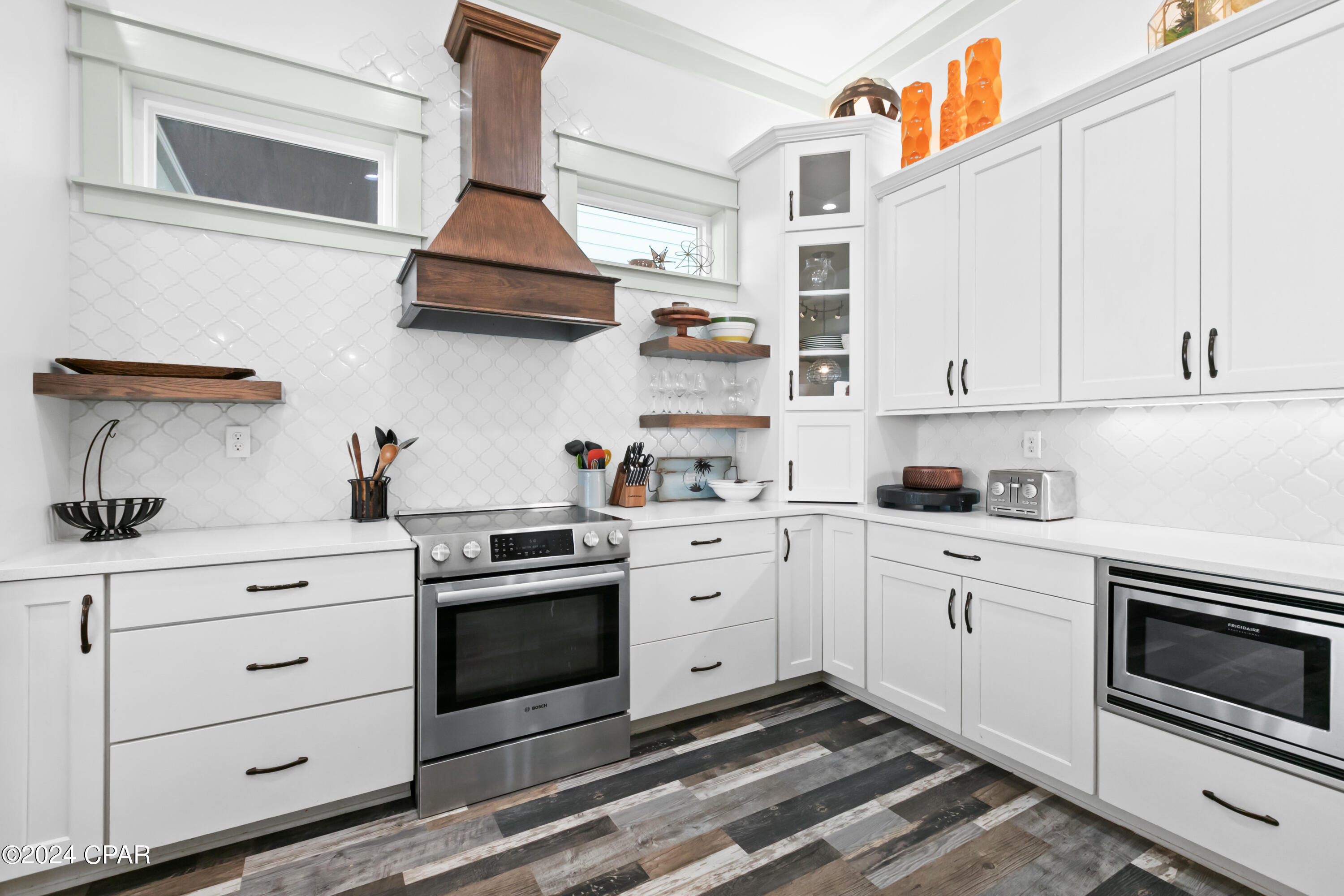 Image 10 For 8319 Surf Drive A