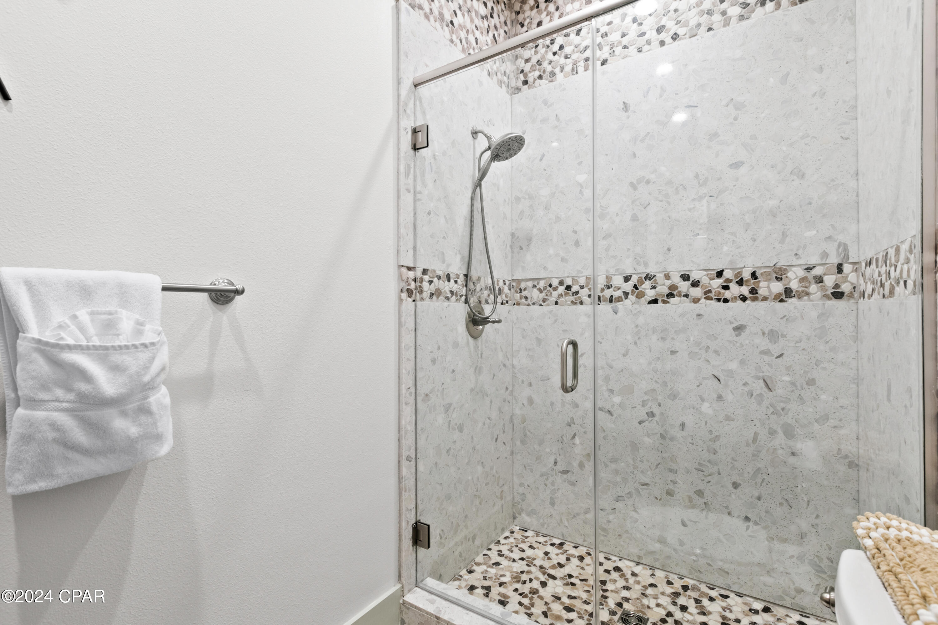 Image 54 For 8319 Surf Drive A