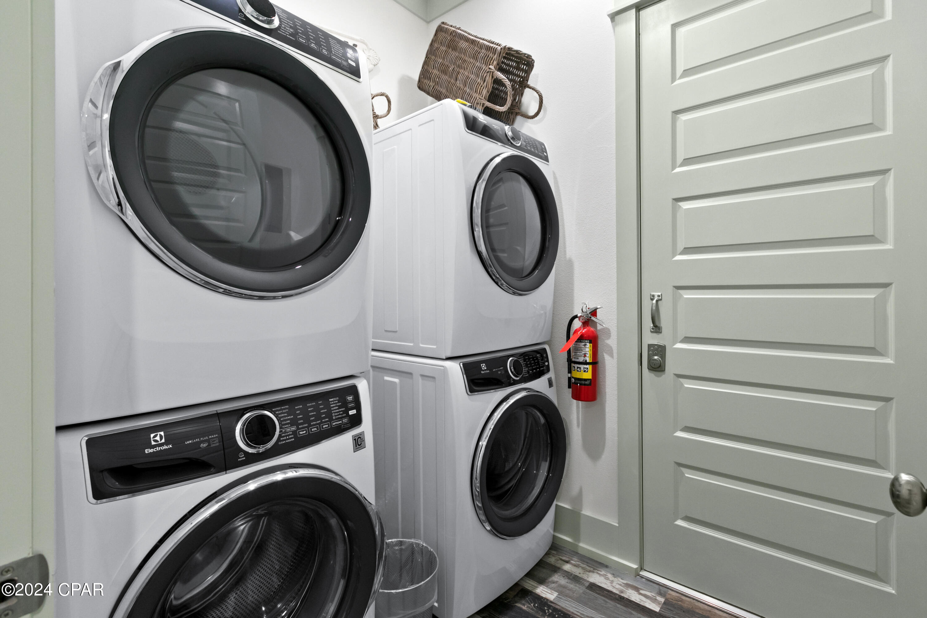 Image 59 For 8319 Surf Drive A