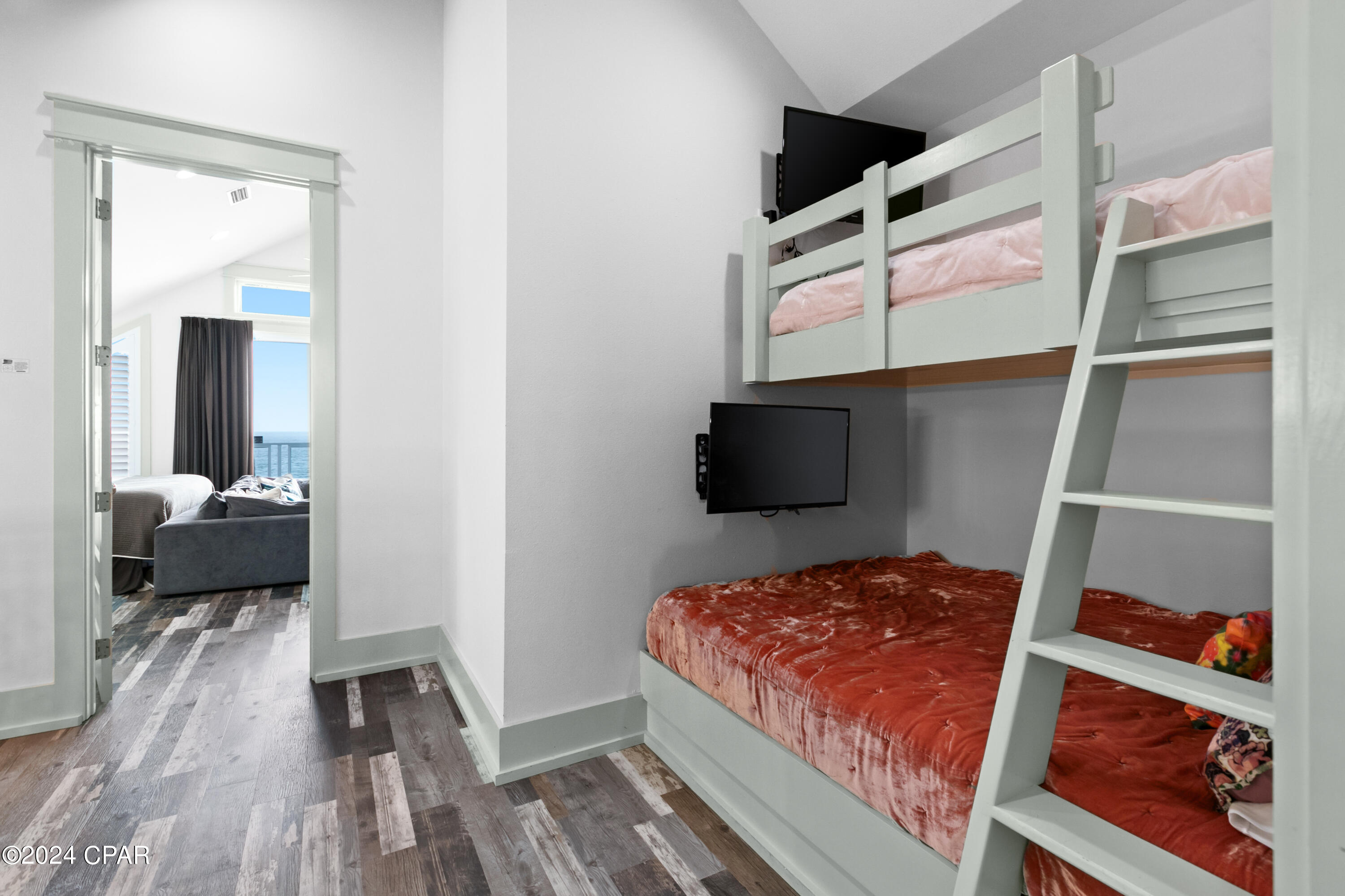 Image 62 For 8319 Surf Drive A