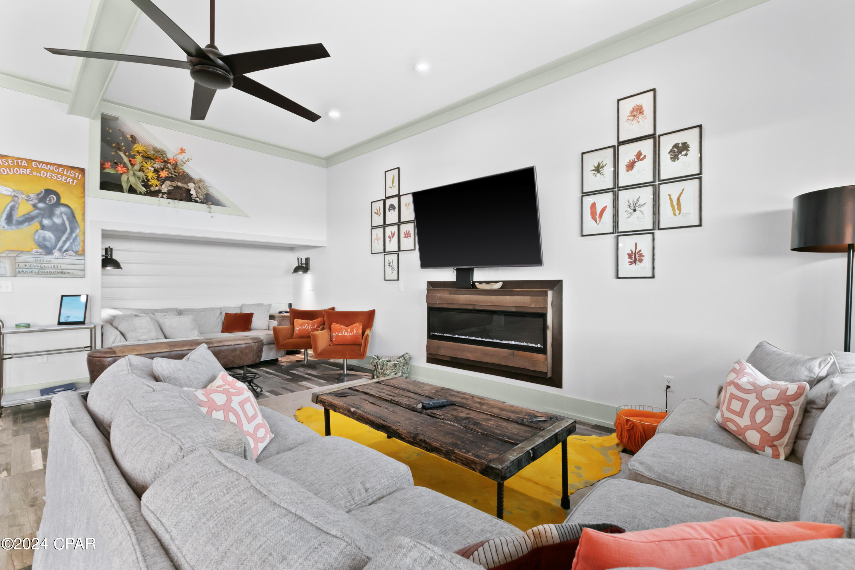 Image 7 For 8319 Surf Drive A