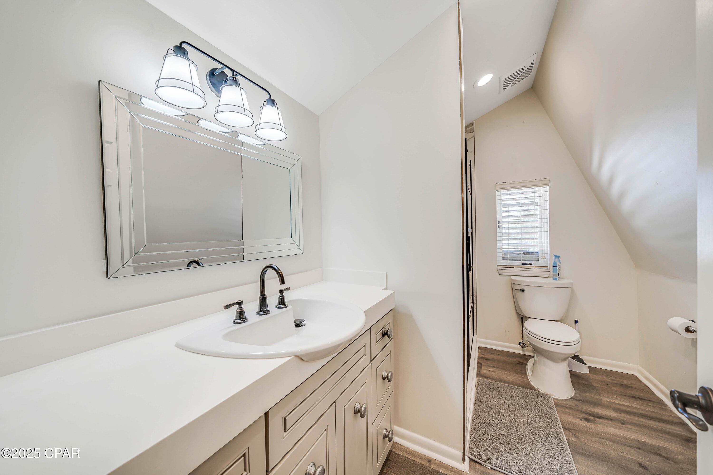 Image 29 For 4726 Bay Point Road  C-226