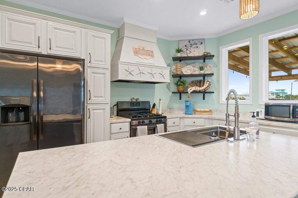 Image 5 For 211 Cortez Street