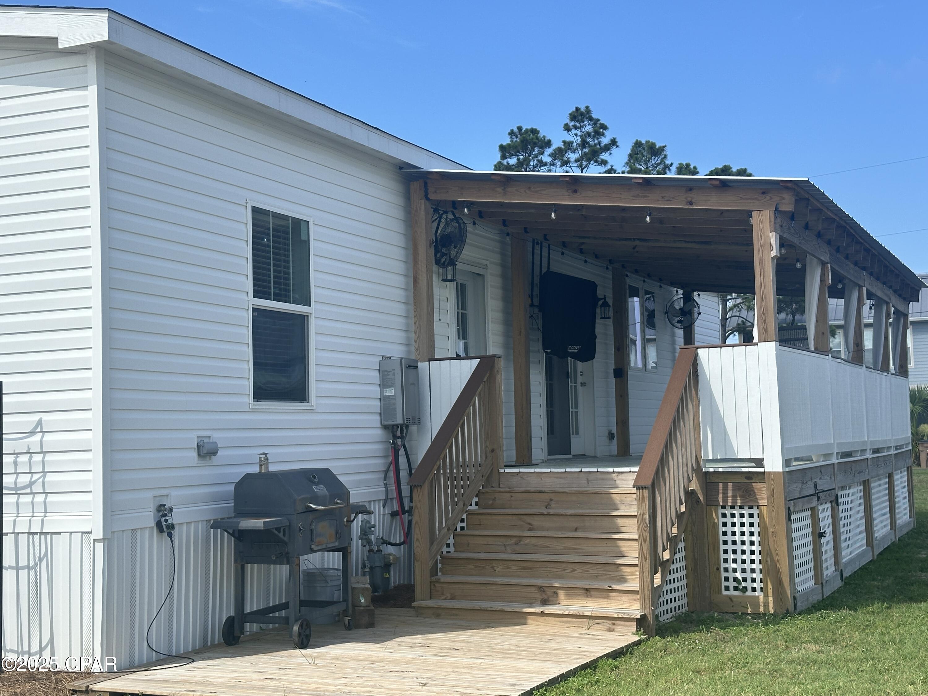 Homes for sale in Port St Joe, FL | 211 Cortez St, Port St Joe, FL 32456 | MLS# 775557