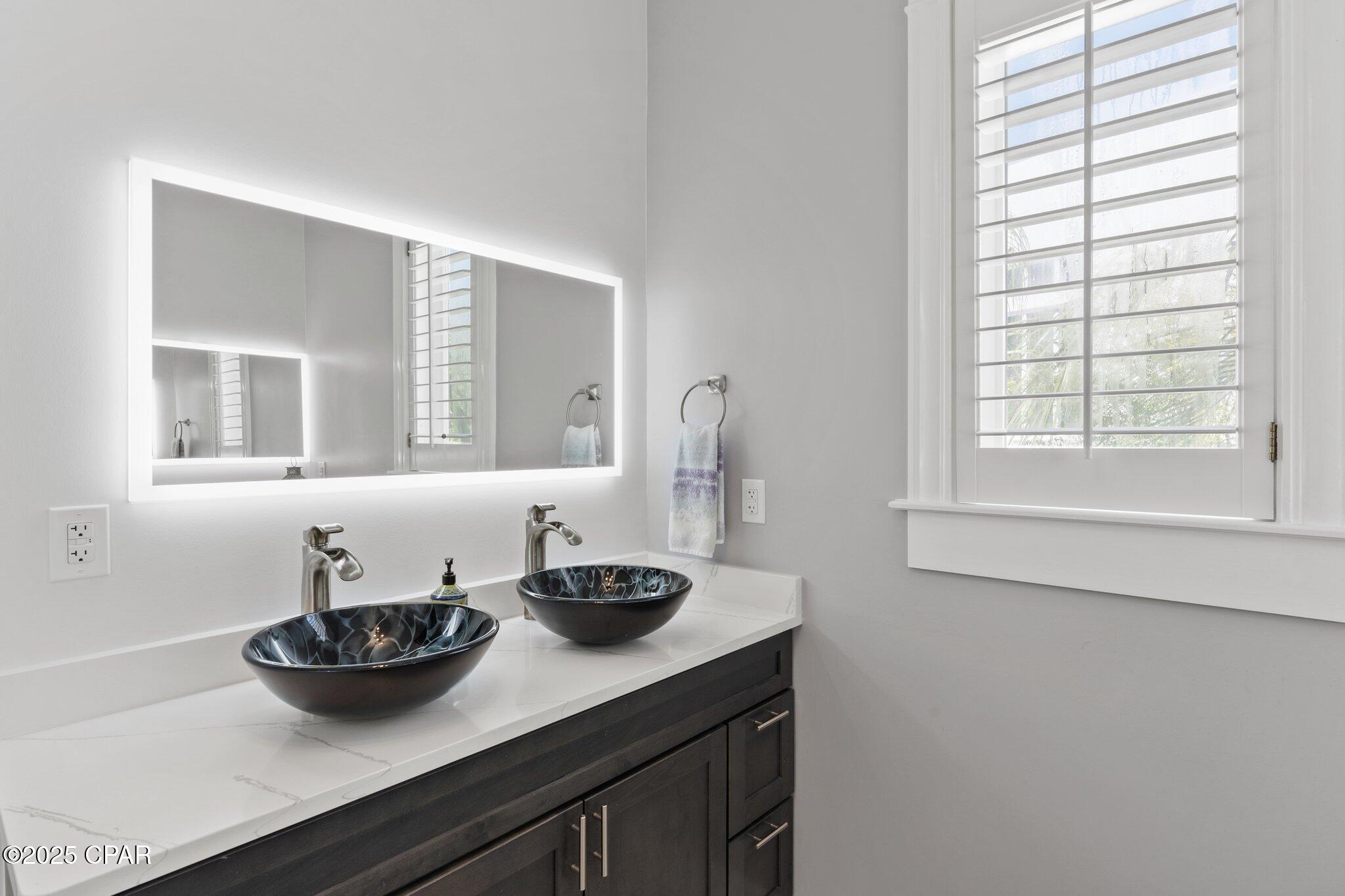 Image 66 For 4522 Bay Point Road