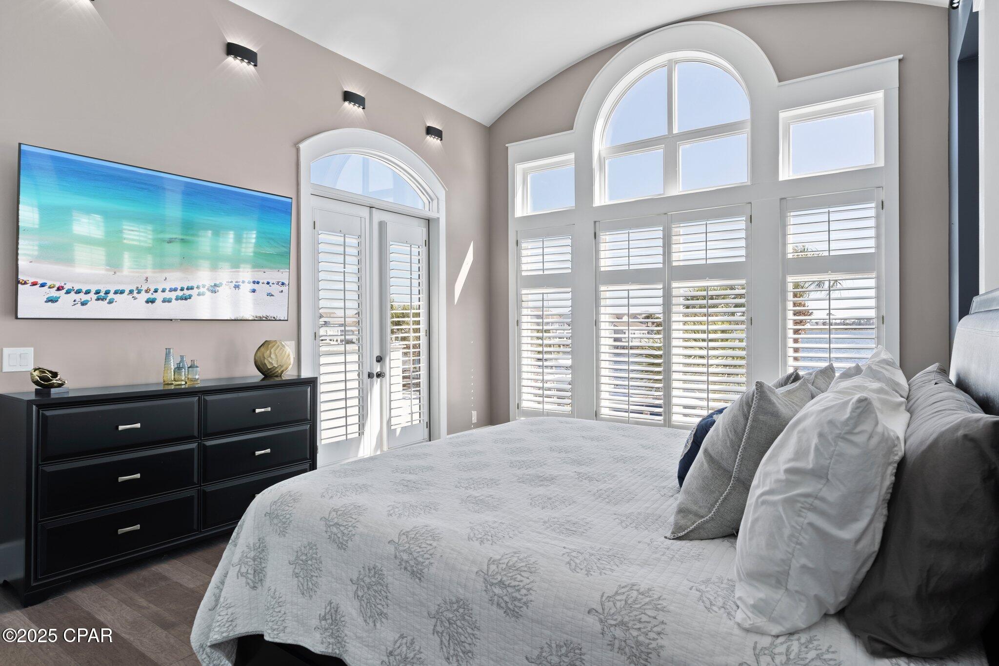 Image 75 For 4522 Bay Point Road