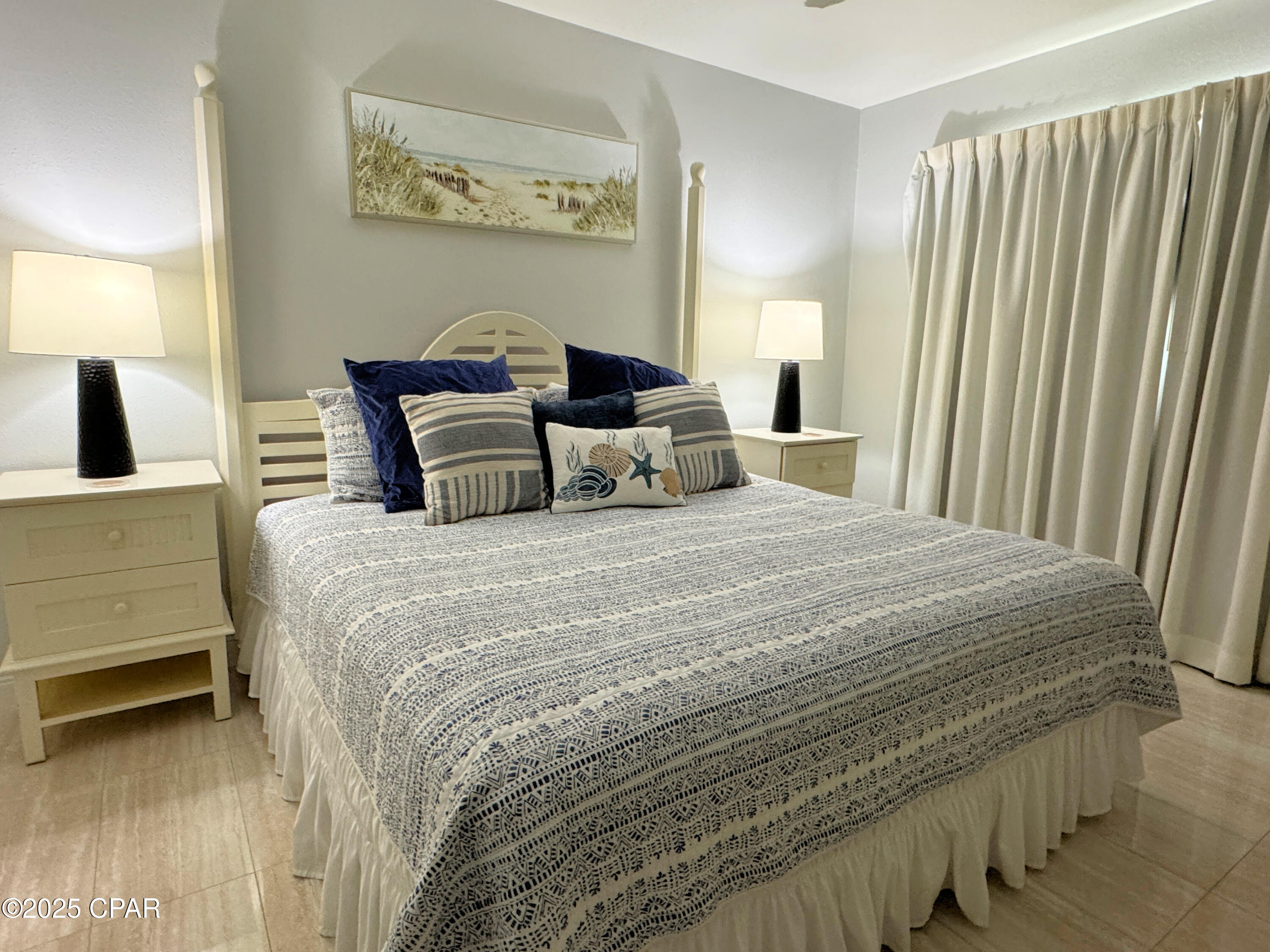 Image 21 For 14701 Front Beach Road 933