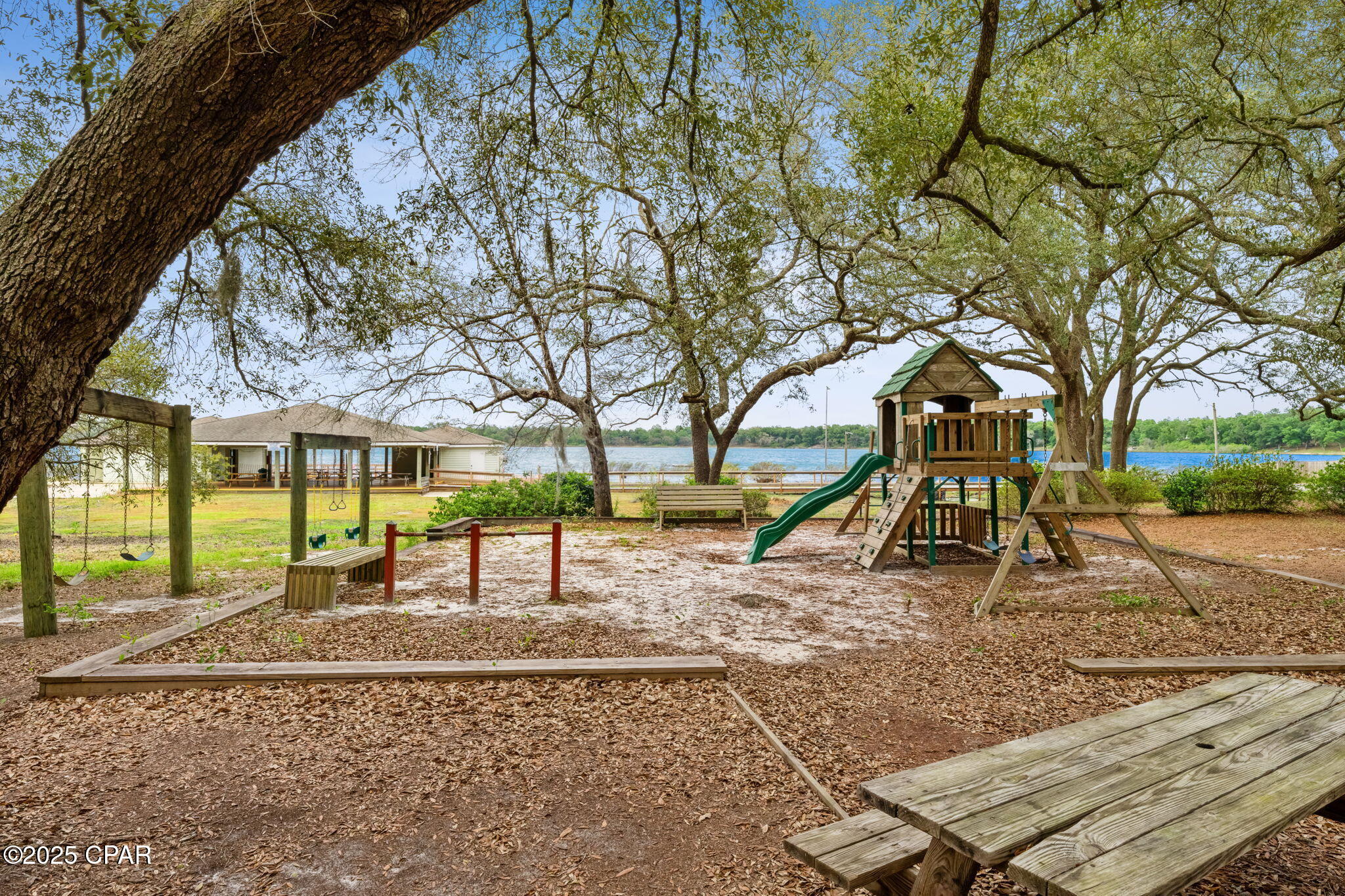 Image 2 For 456 Derby Drive