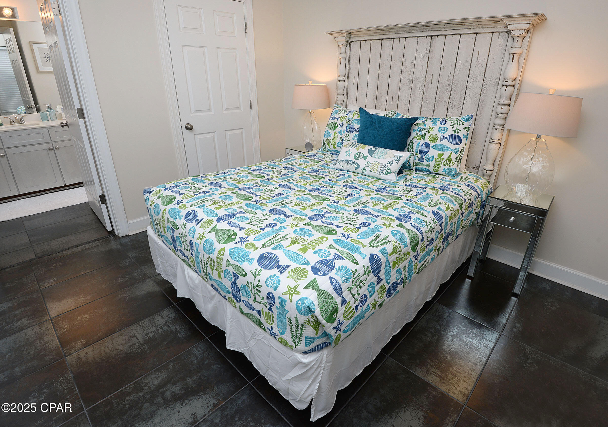 Image 24 For 17545 Front Beach Road  1609