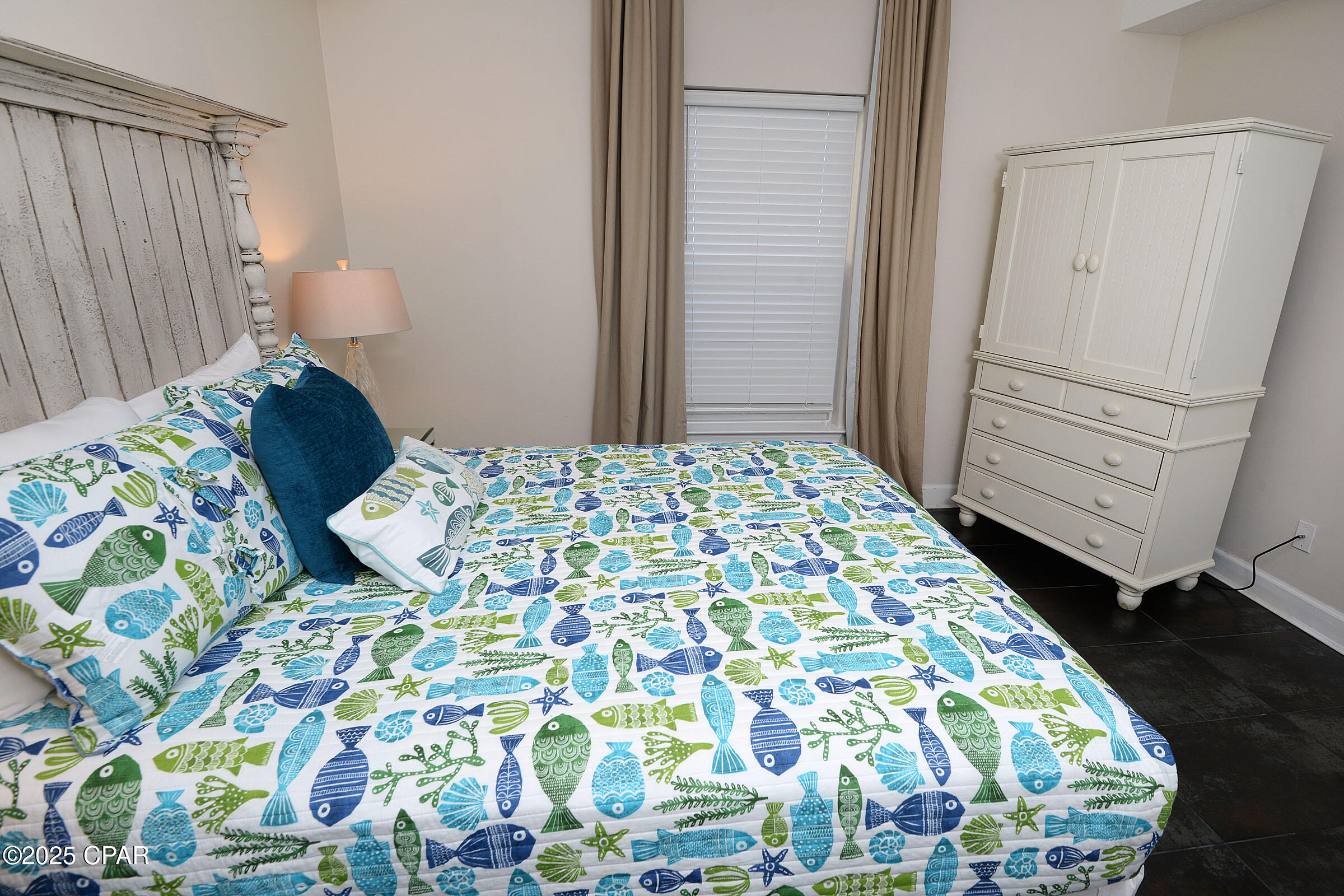 Image 25 For 17545 Front Beach Road  1609