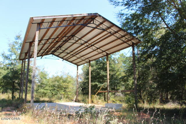 Homes for sale in Altha, FL | 4667 Nw Lake Shore Blvd, Altha, FL 32421 | MLS# 764642