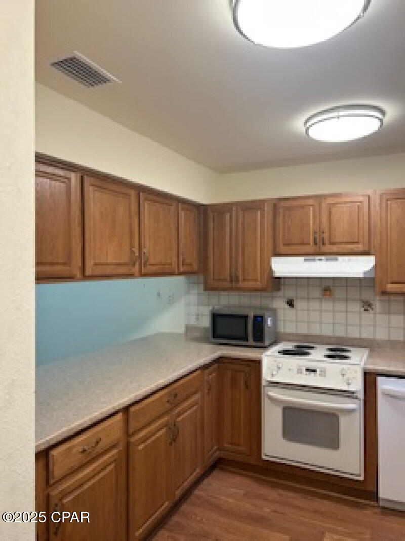 Image 12 For 125 Marin Drive