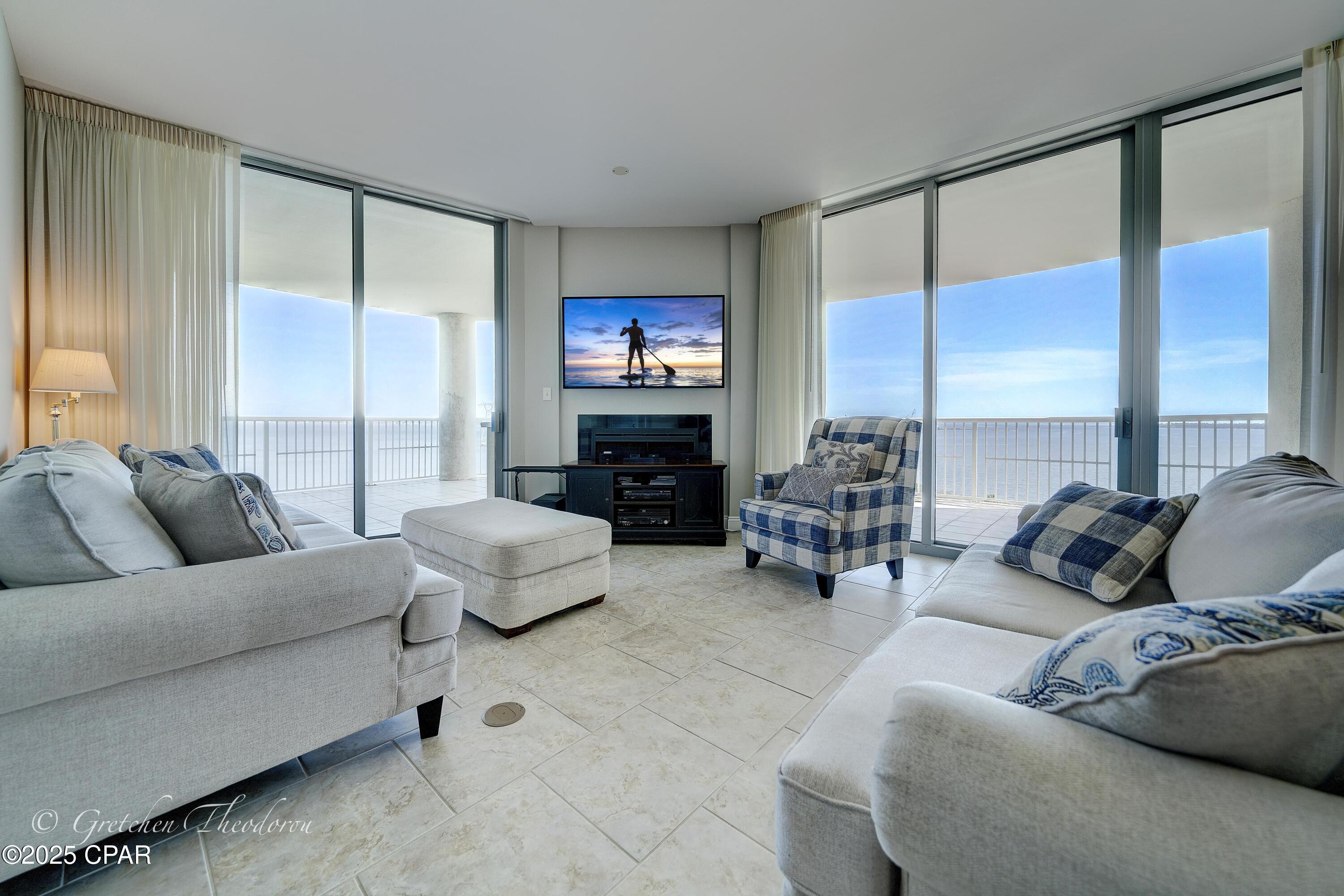 Image 11 For 6422 Highway 98  1006