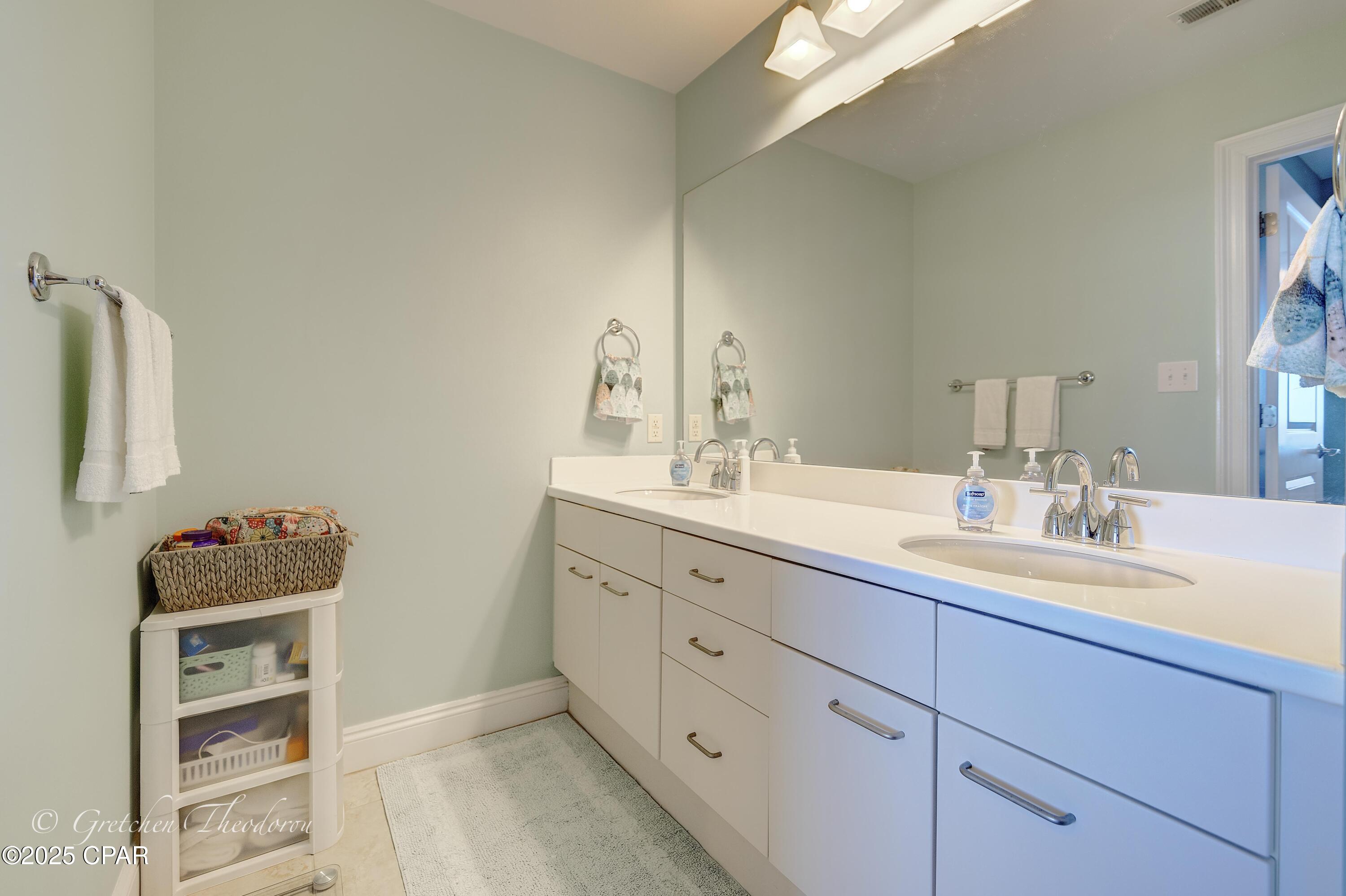 Image 24 For 6422 Highway 98  1006