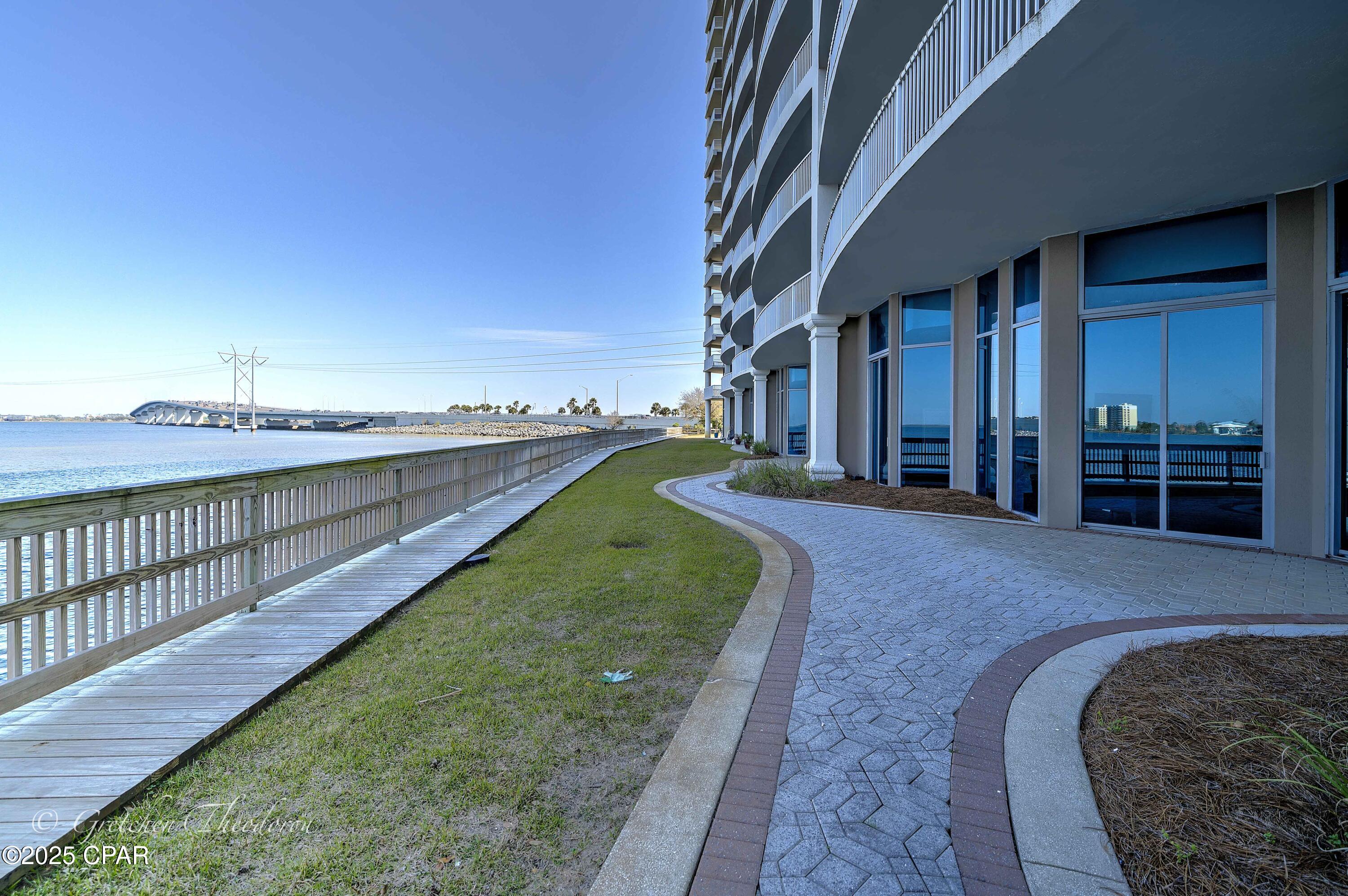 Image 42 For 6422 Highway 98  1006