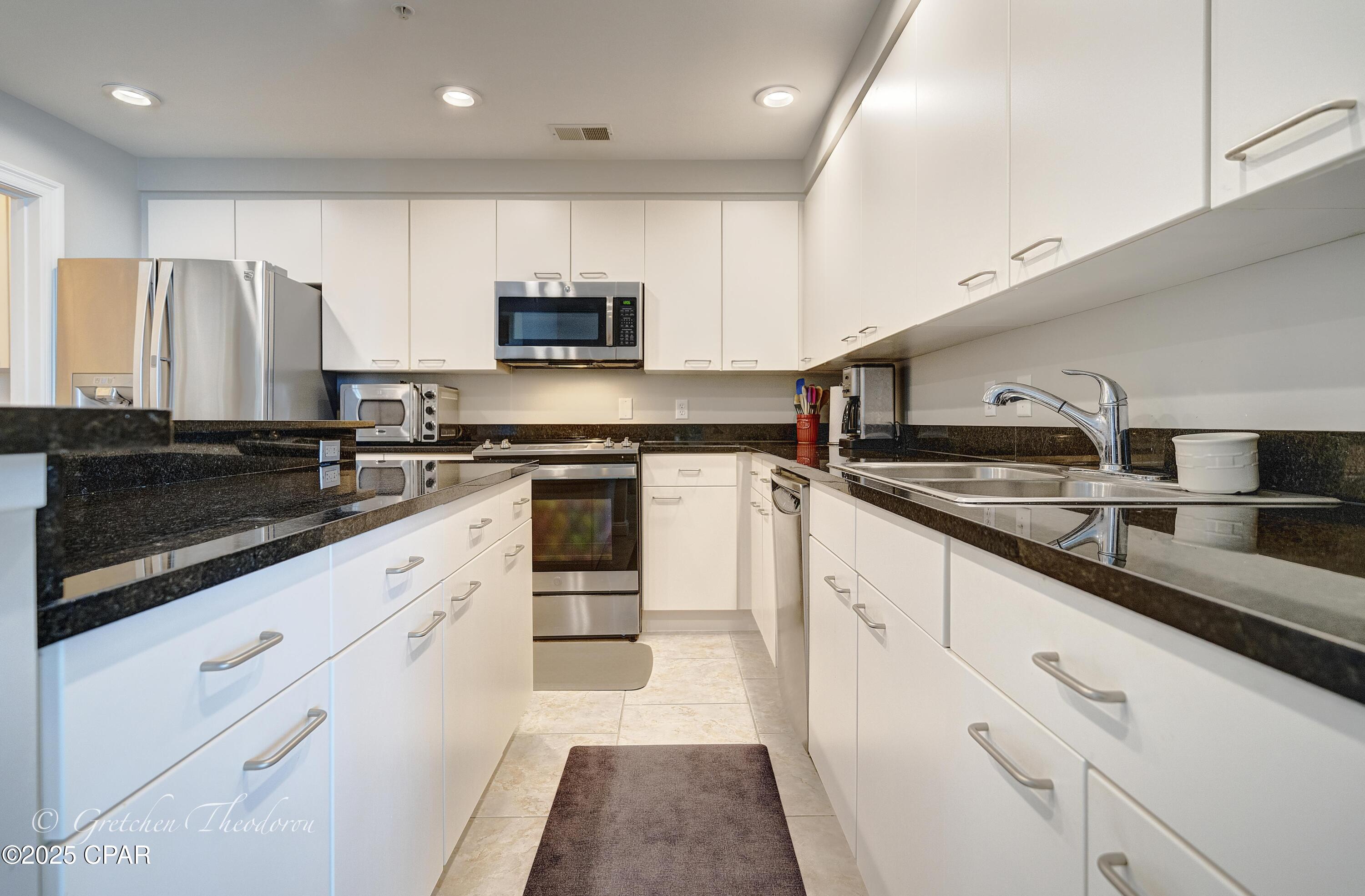 Image 5 For 6422 Highway 98  1006