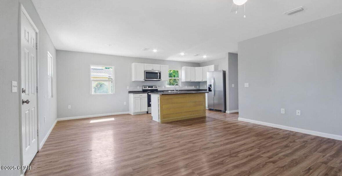 Image 4 For 2806 3rd Street