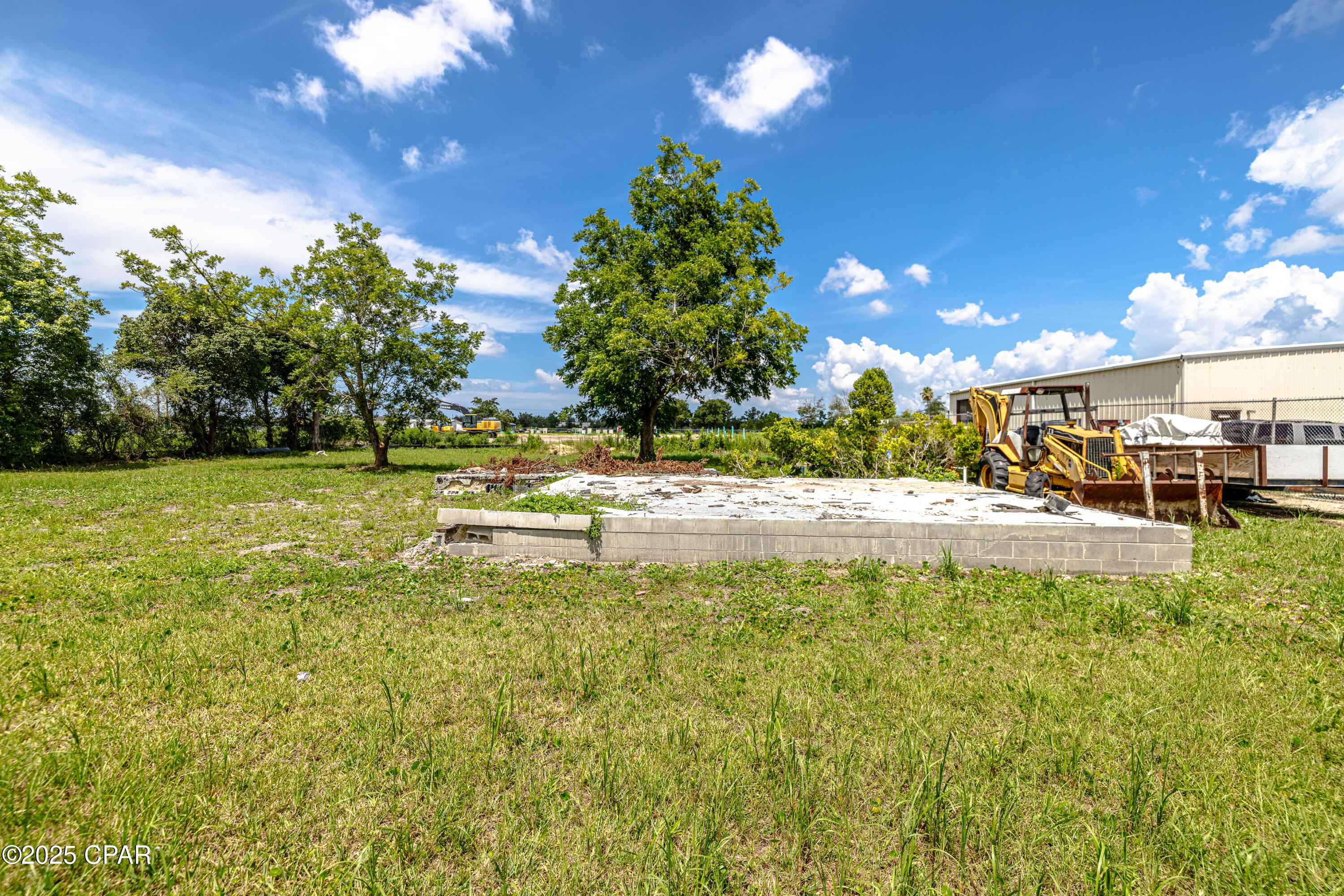 Image 21 For 1611 Transmitter Road