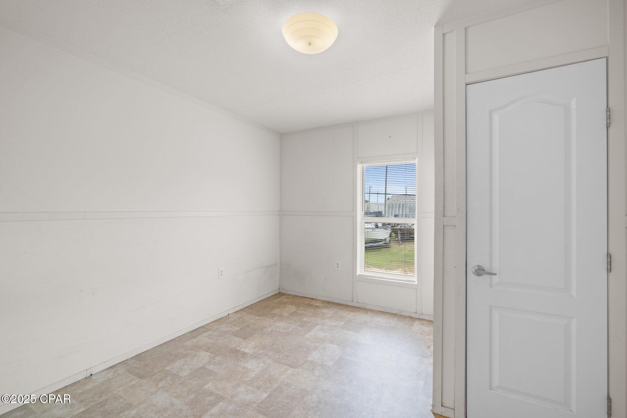 Image 15 For 1329 Transmitter Road Road