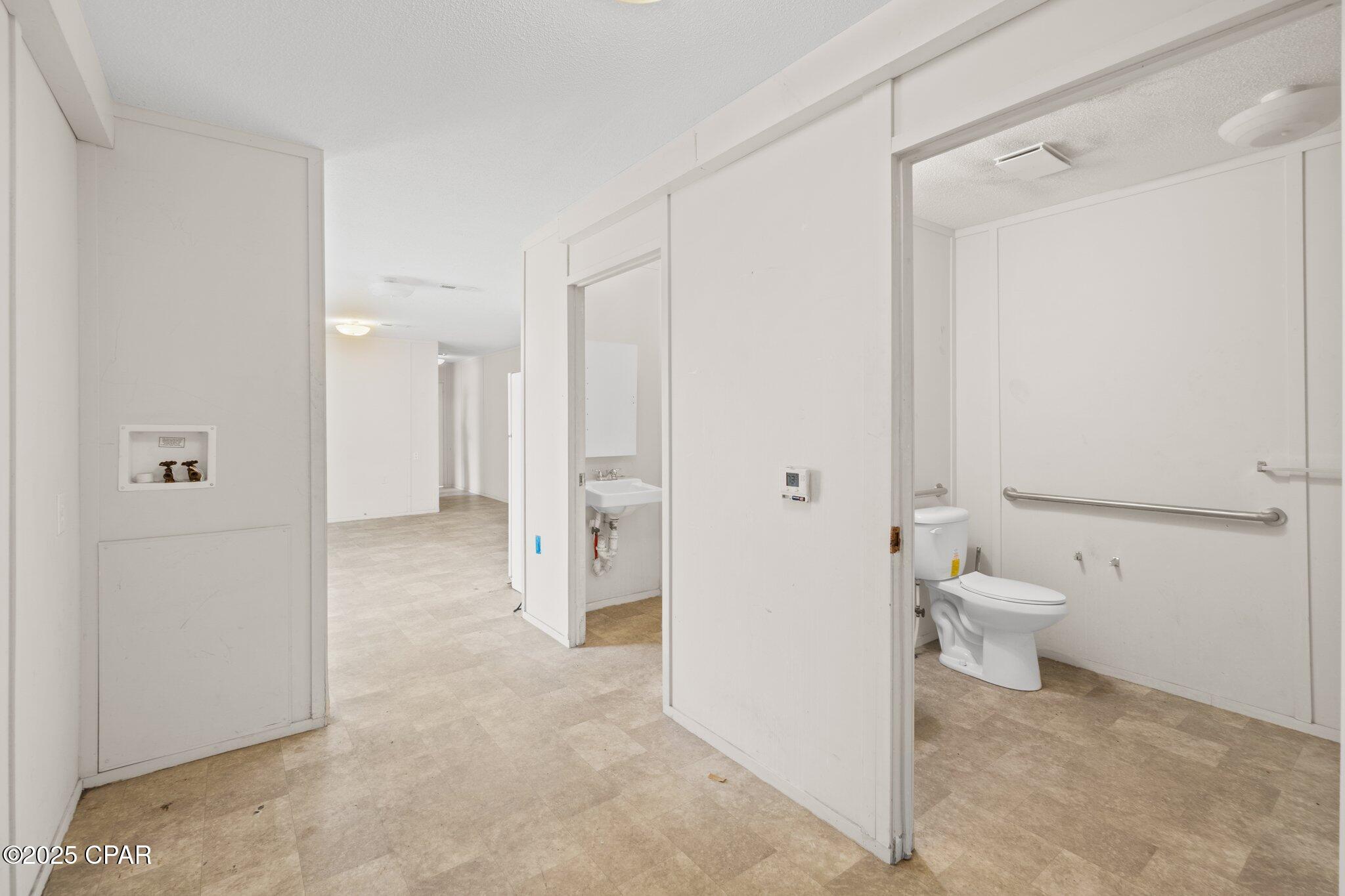 Image 29 For 1329 Transmitter Road Road