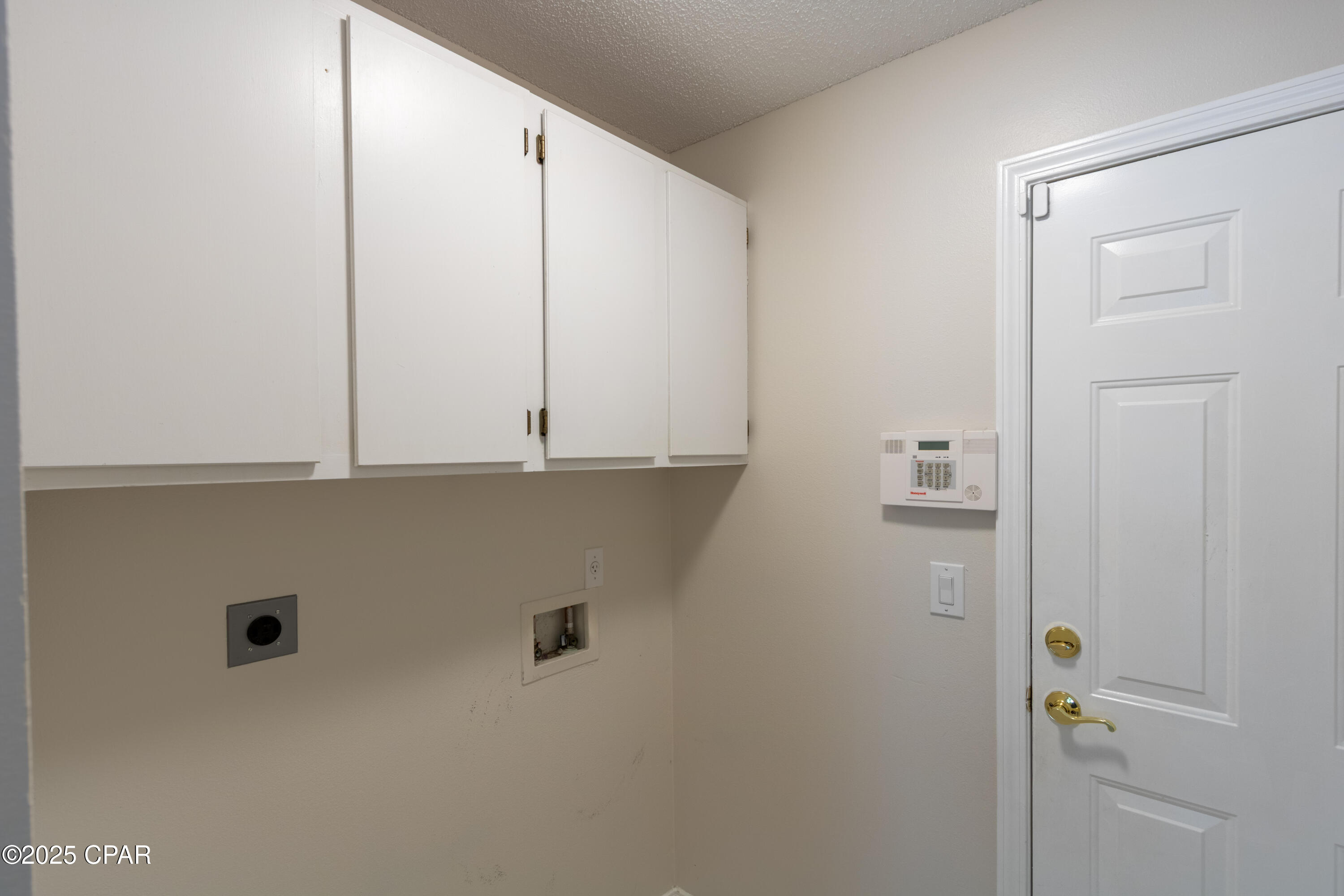 Image 26 For 3318 Azalea Circle