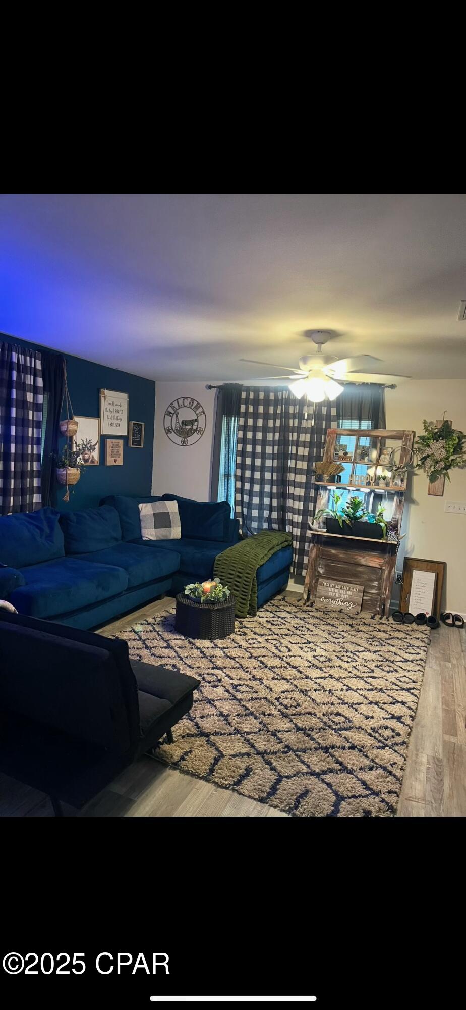 Image 2 For 2838 Booker Street