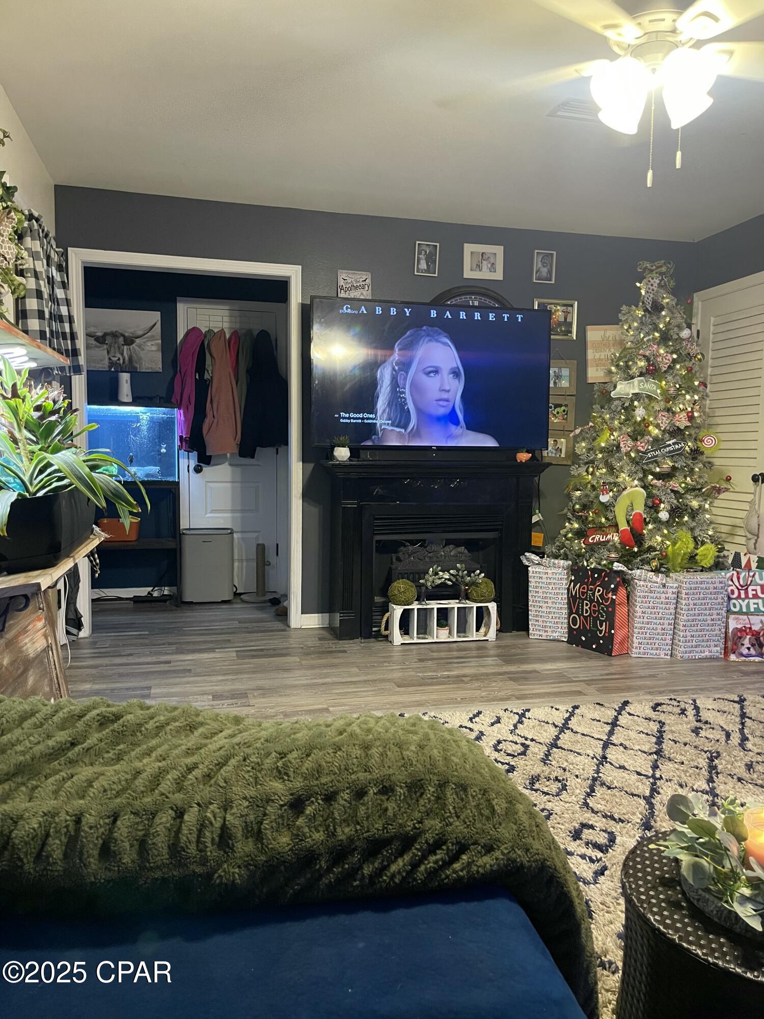 Image 3 For 2838 Booker Street