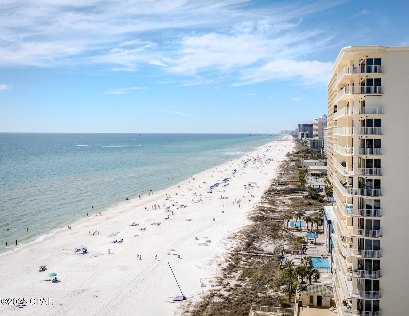 Image 34 For 8601 Surf Drive 6w