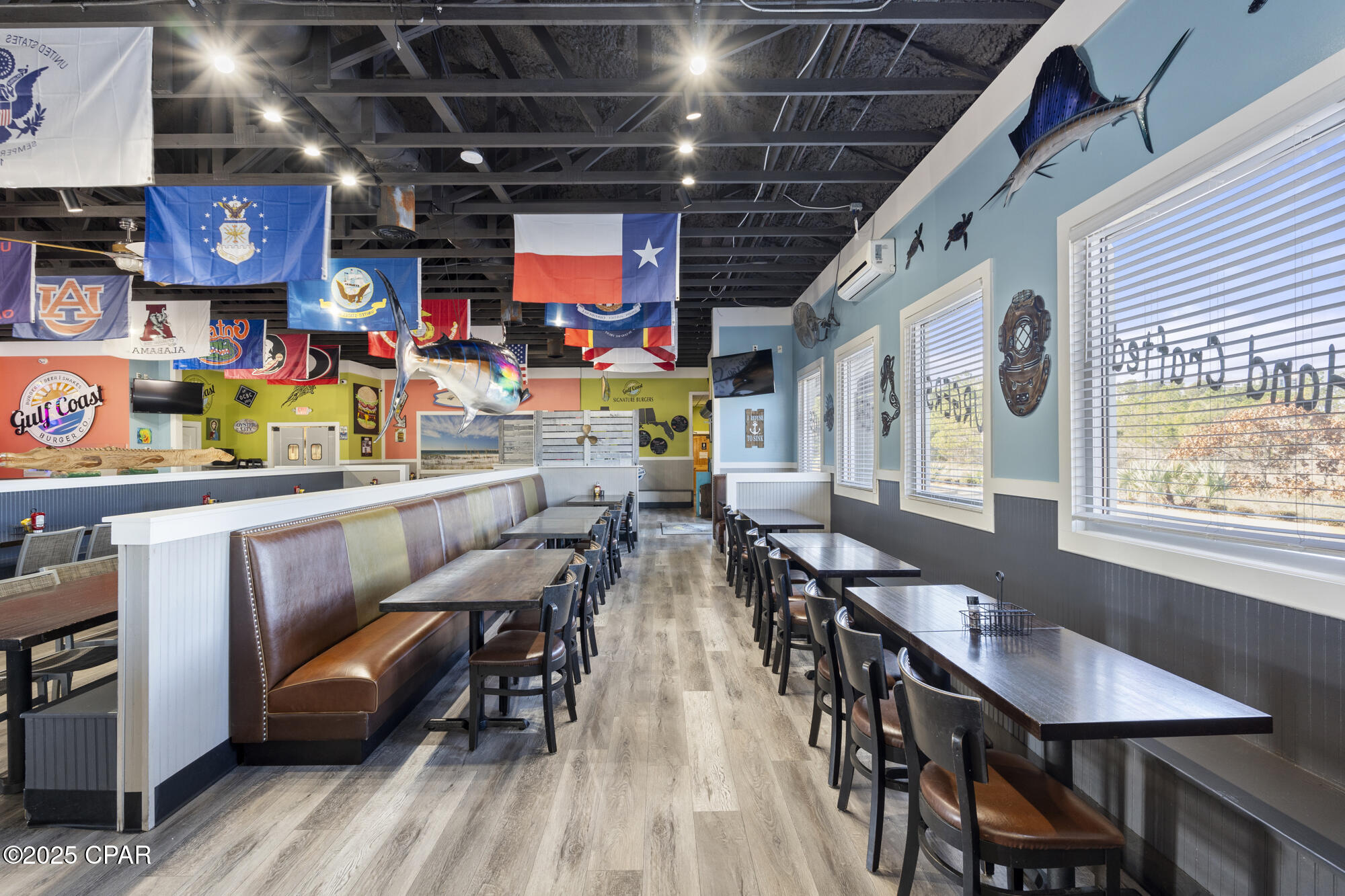 Image 5 For 10031 Hutchison Boulevard