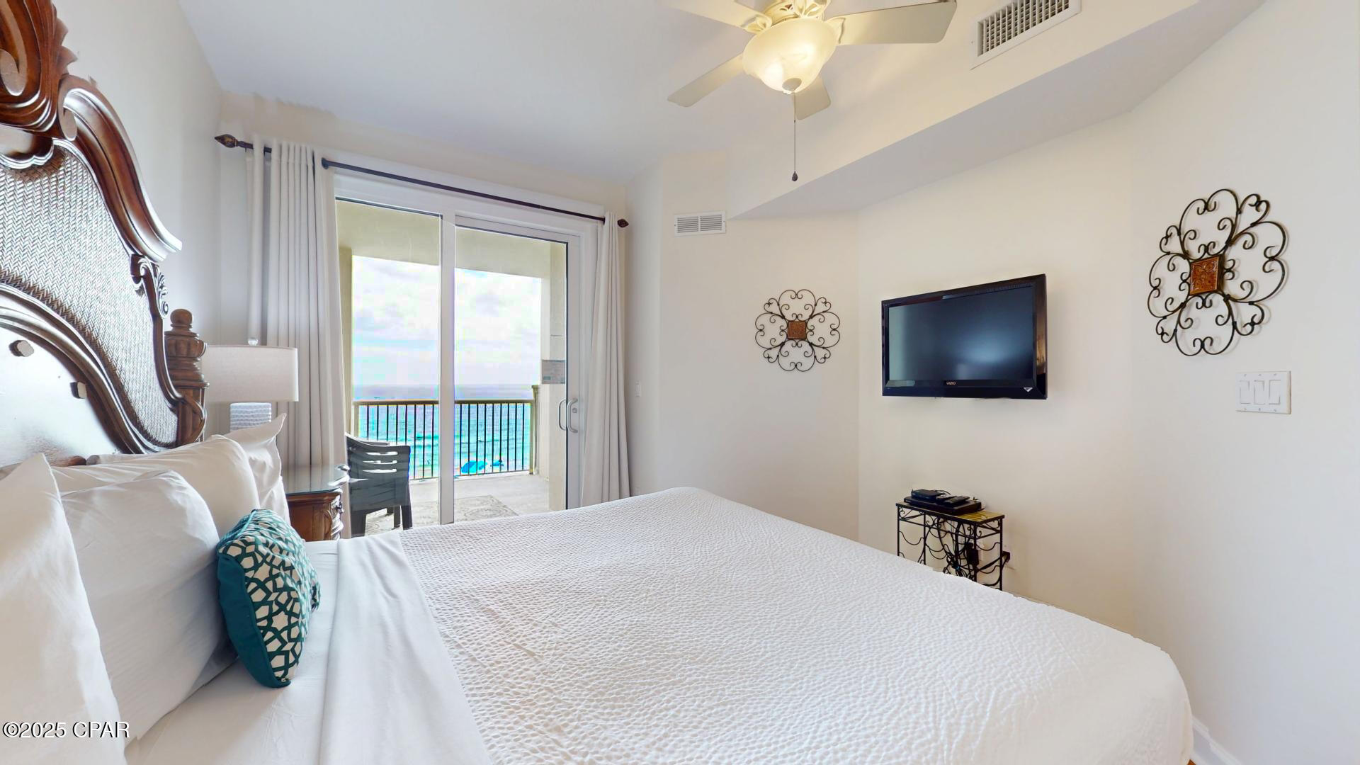 11807 Front Beach 1-502