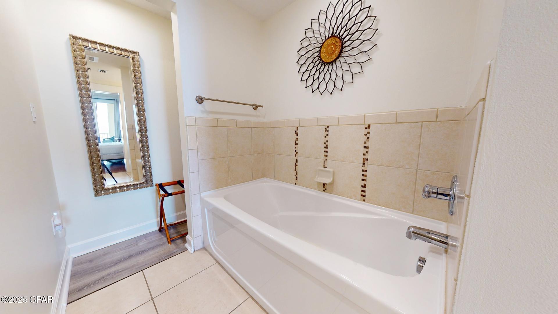 11807 Front Beach 1-502