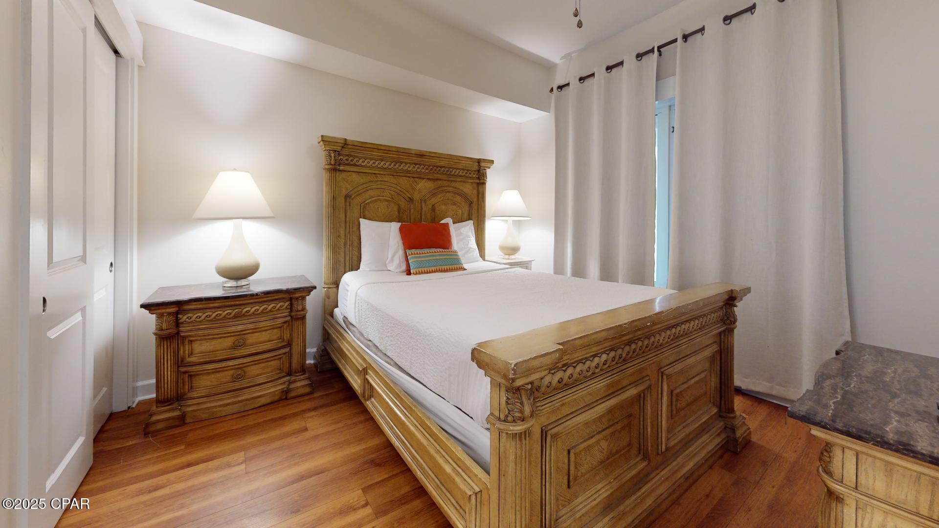 11807 Front Beach 1-502