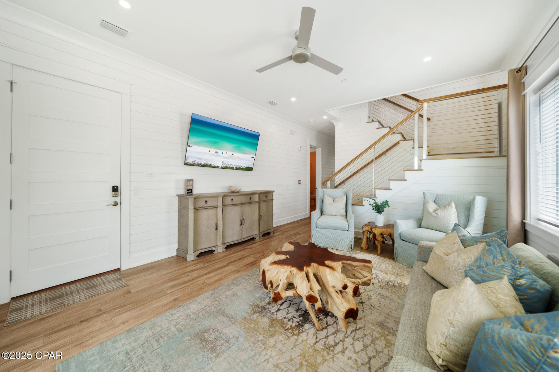 Image 5 For 14300 Front Beach