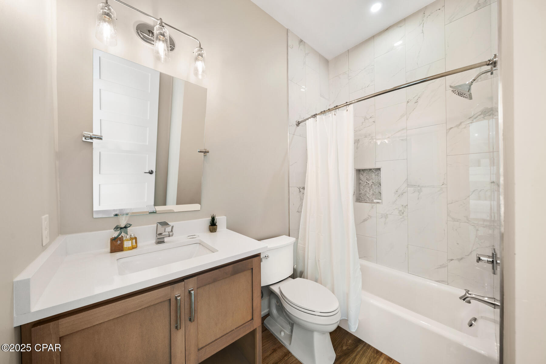 Image 7 For 14300 Front Beach