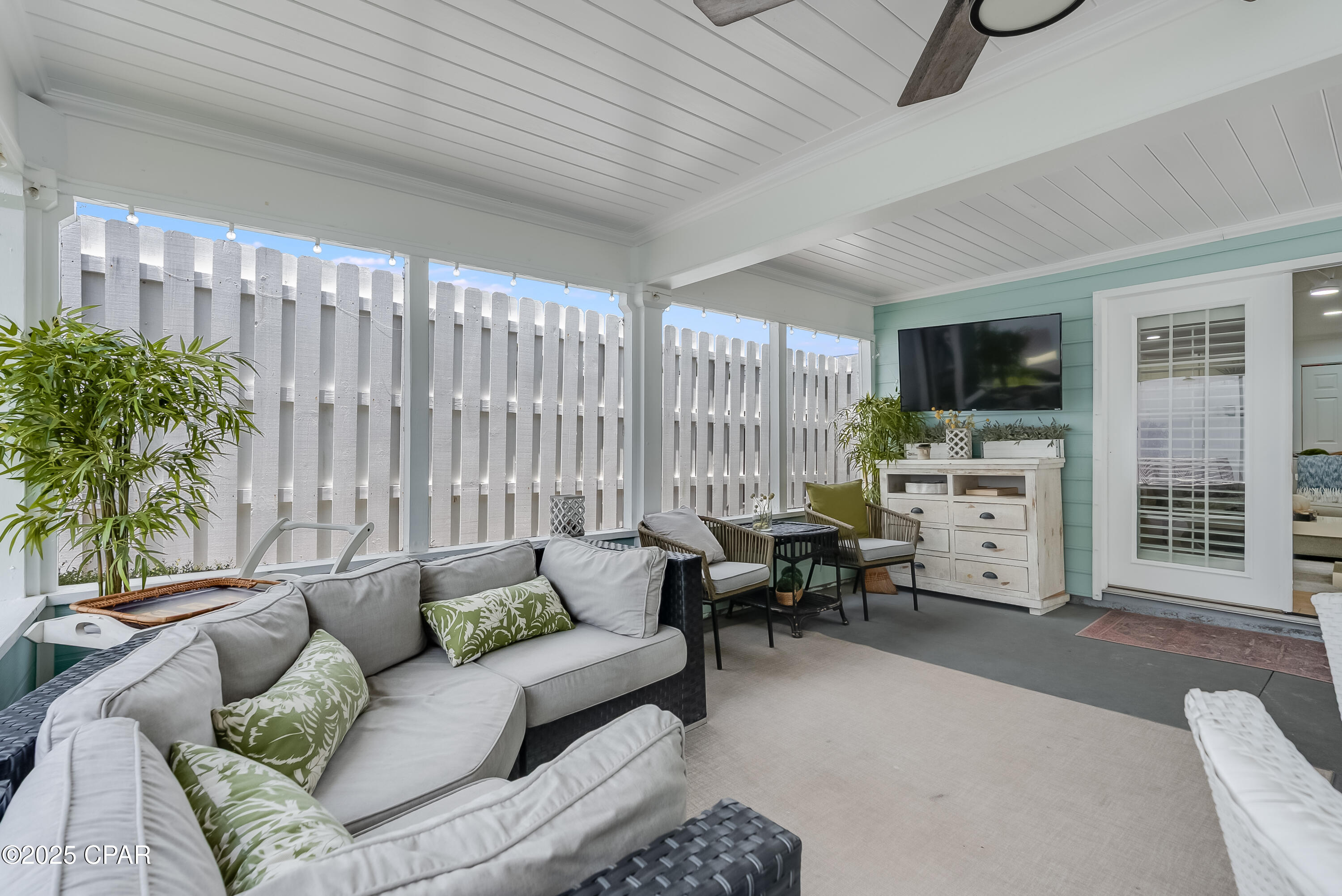 Image 14 For 44 Gulf View Drive