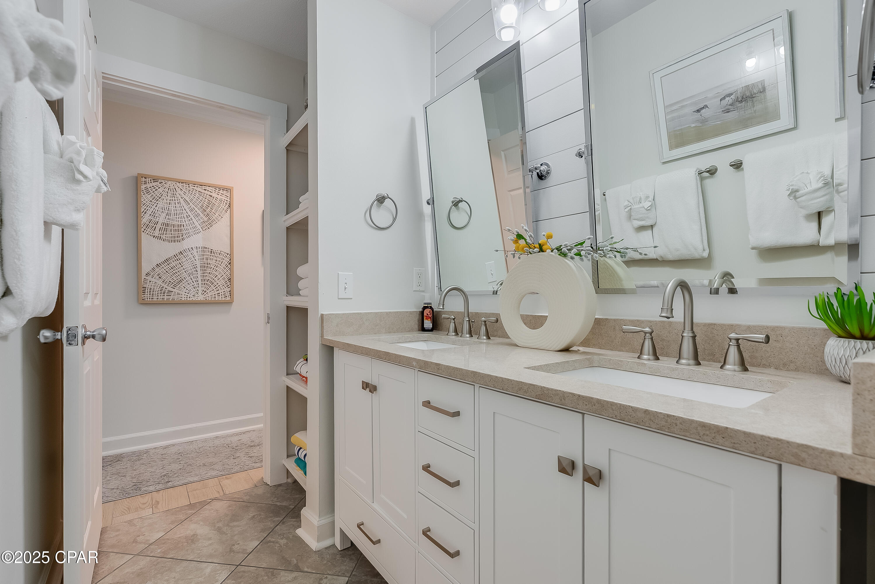 Image 20 For 44 Gulf View Drive