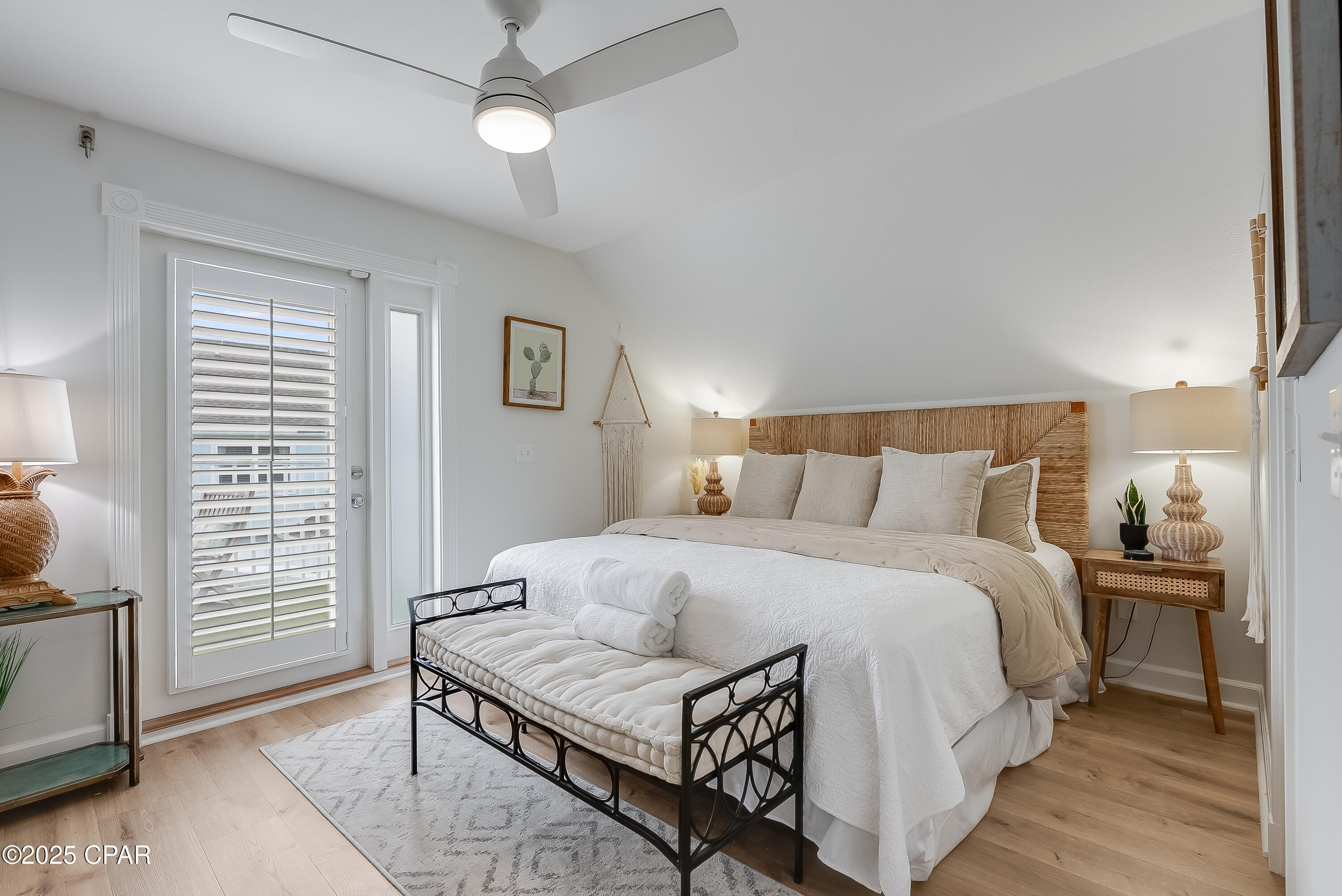 Image 28 For 44 Gulf View Drive