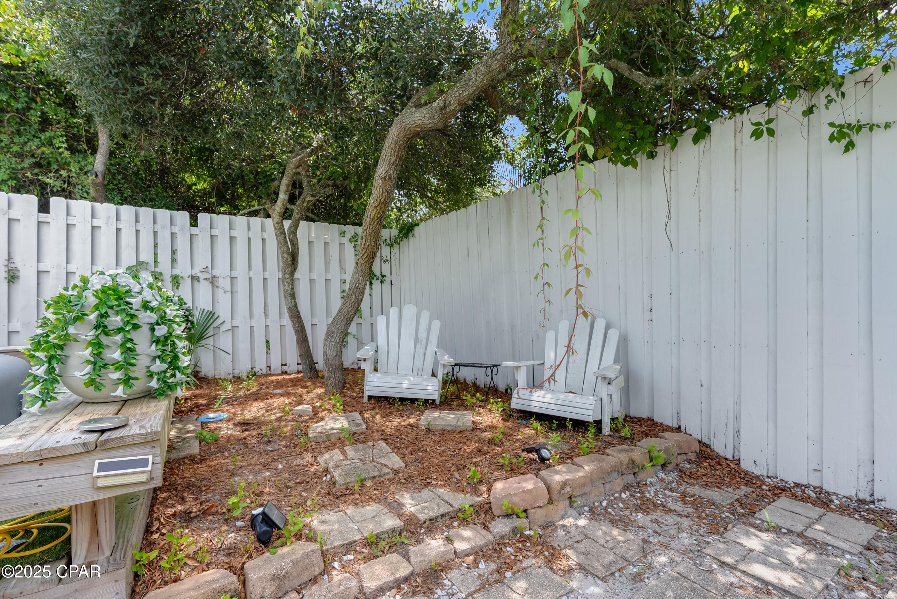 Image 34 For 44 Gulf View Drive