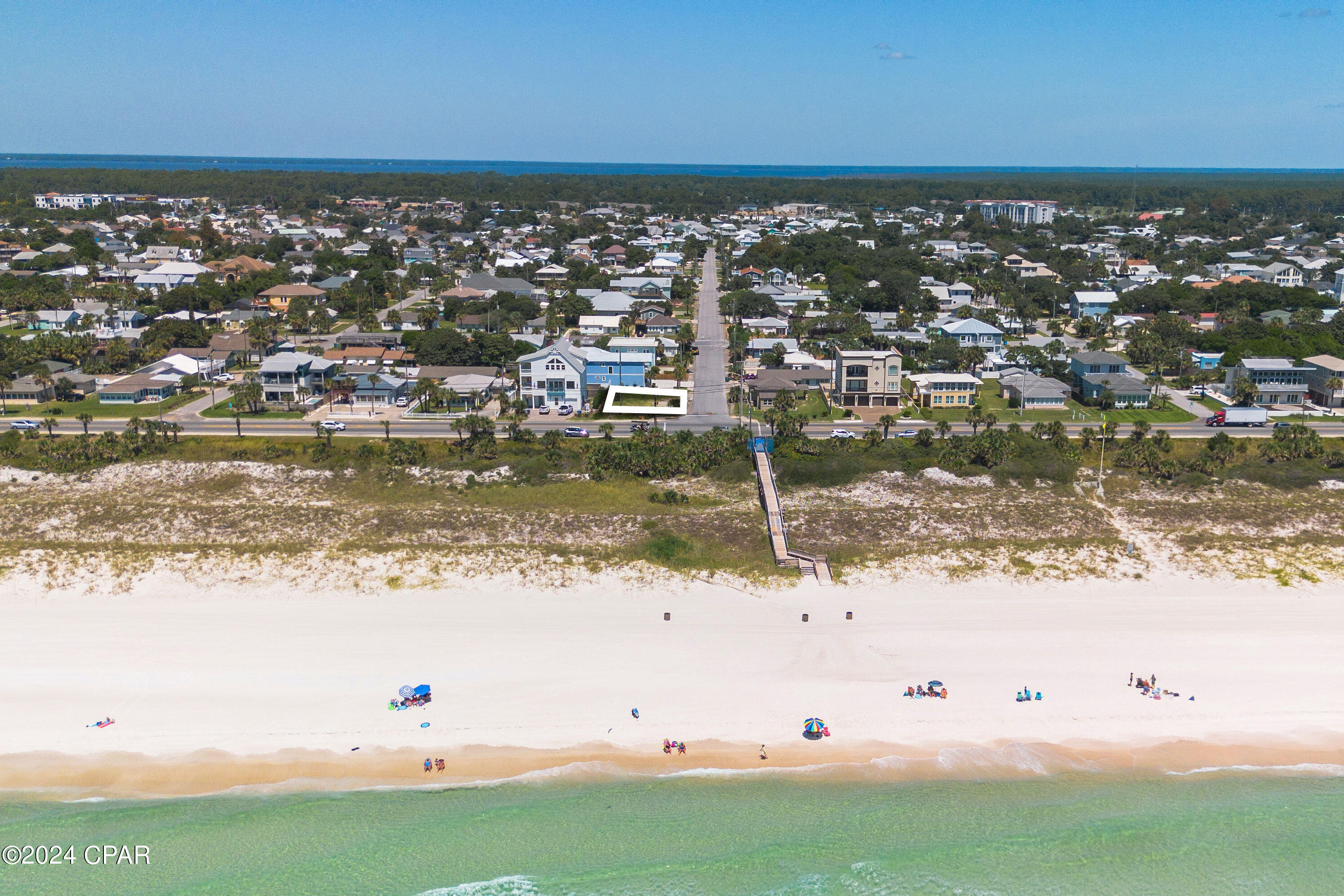 Image 11 For 14000 Front Beach Road