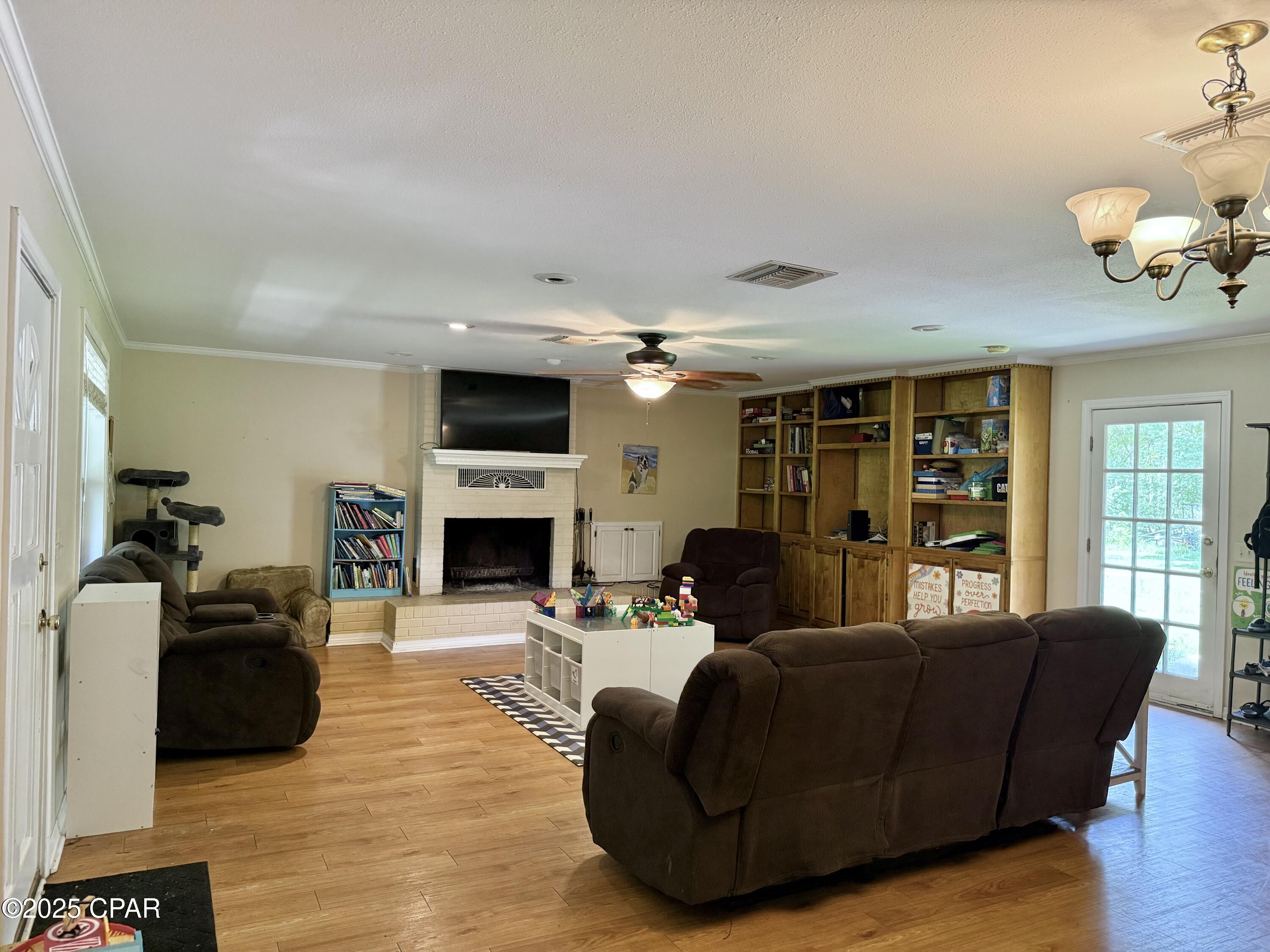 Image 11 For 2681 Traverse Drive