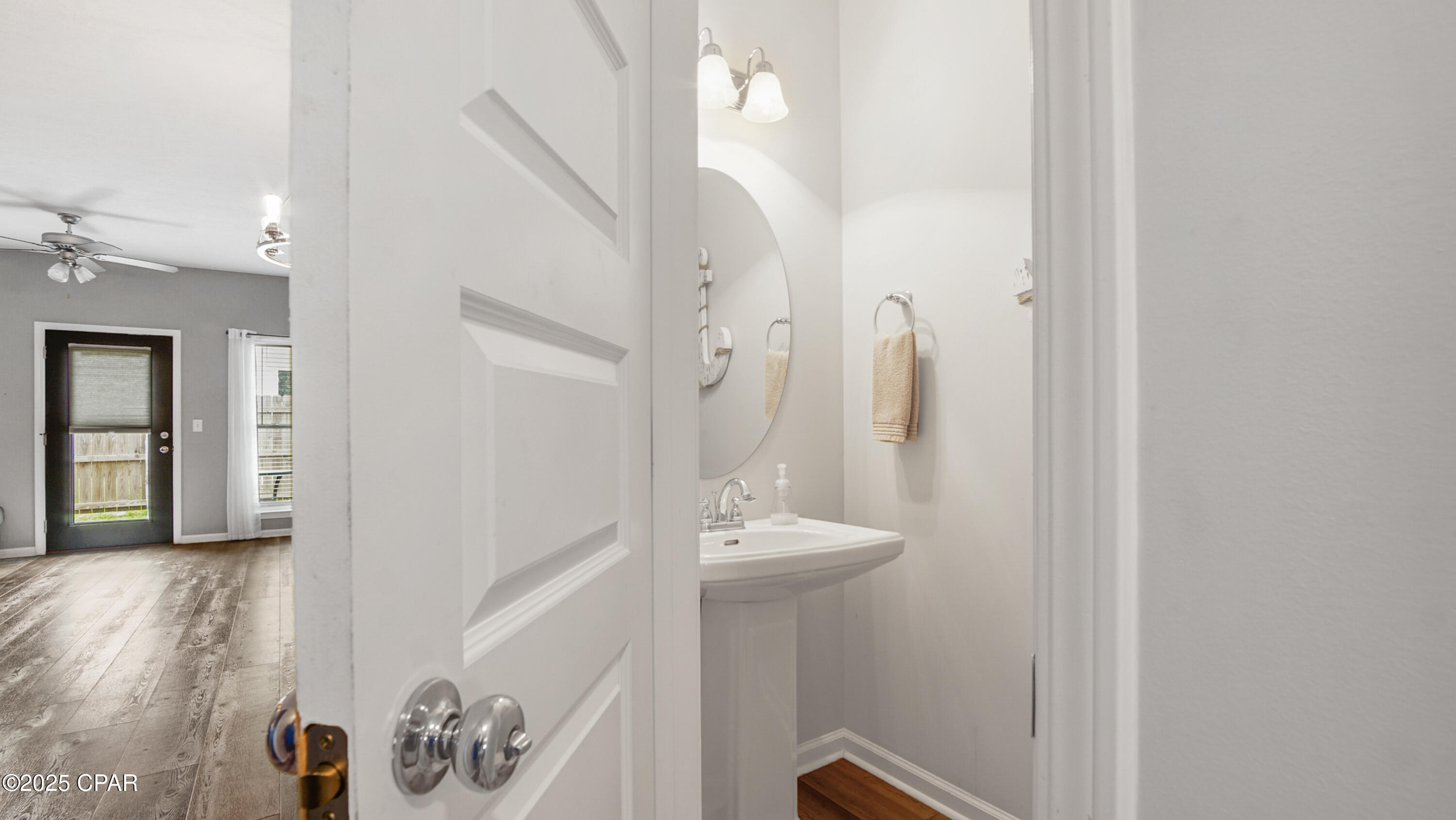 Image 4 For 5820 Jasmine Ct