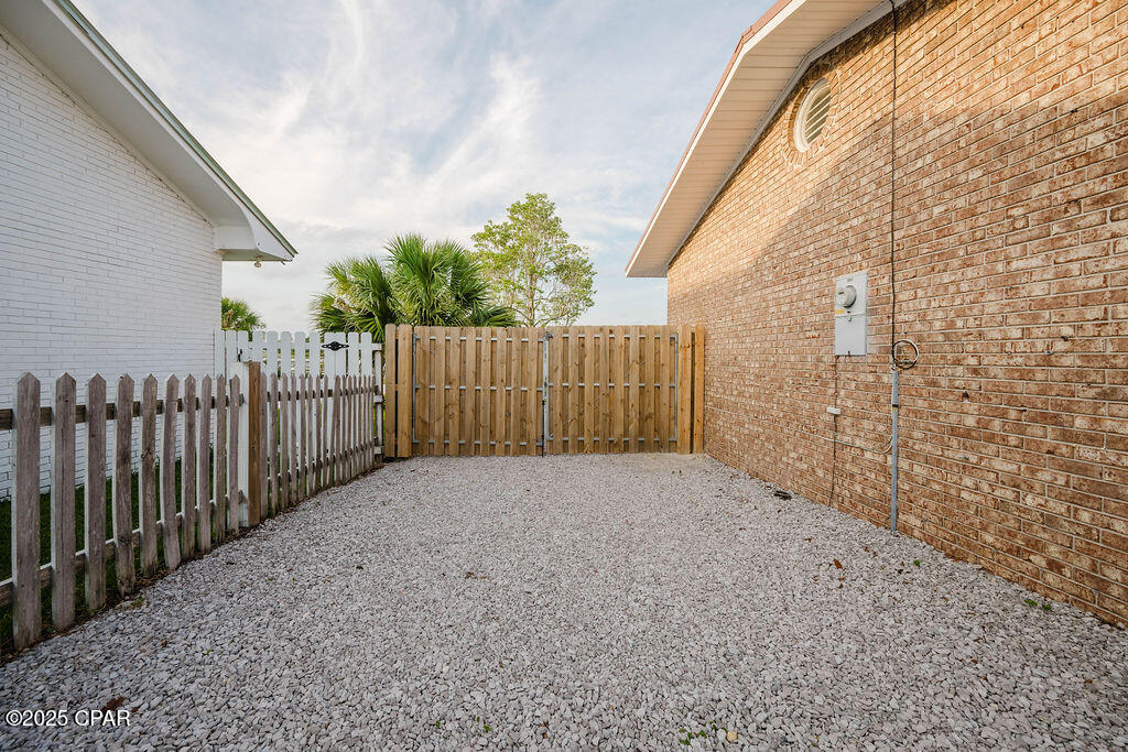 Image 70 For 6905 Hugh Drive