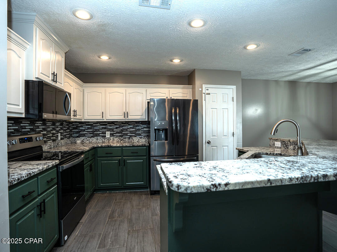 Image 2 For 351 Michele Drive