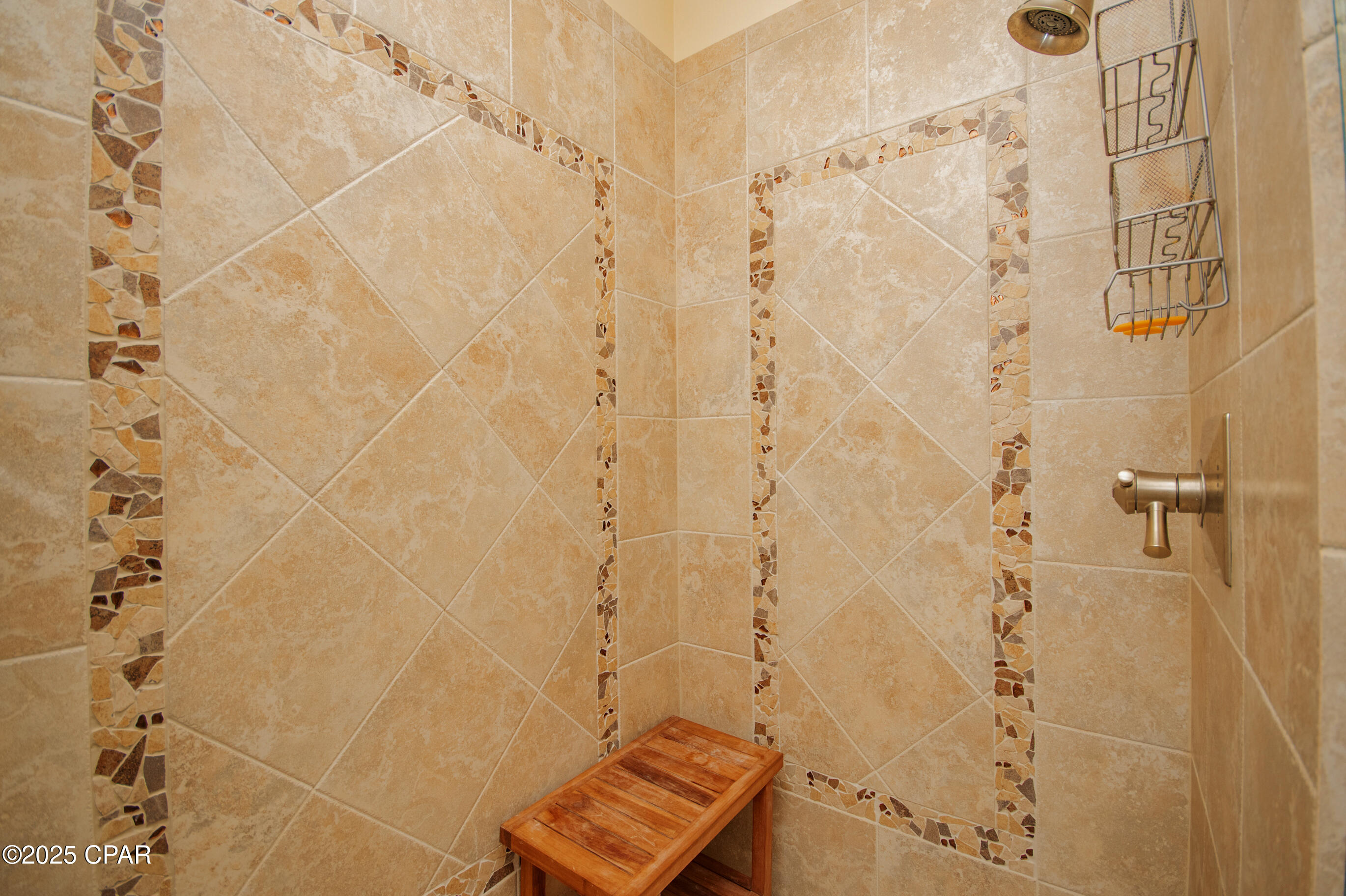 Image 116 For 13906 Front Beach Road Road