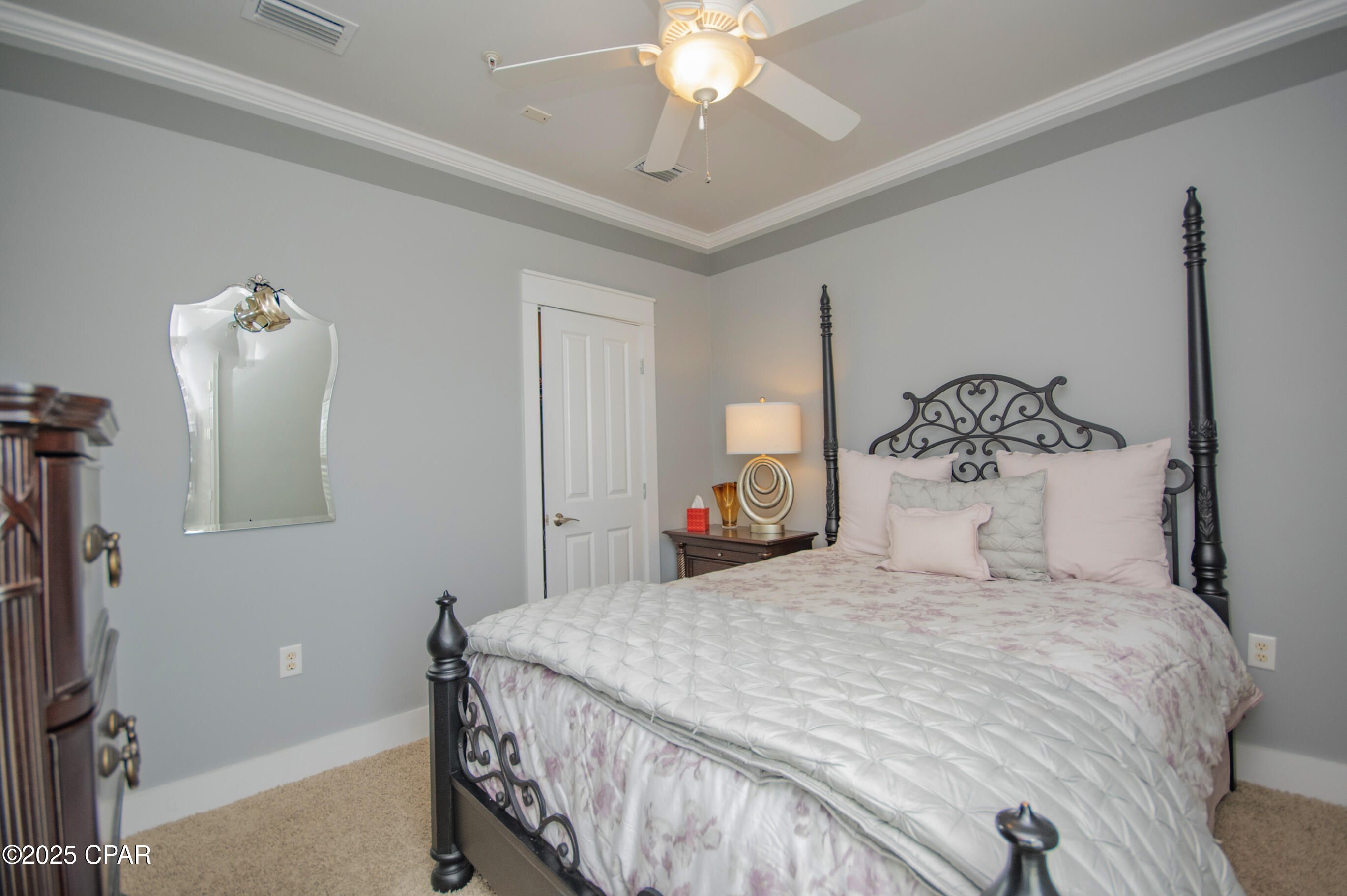 Image 121 For 13906 Front Beach Road Road