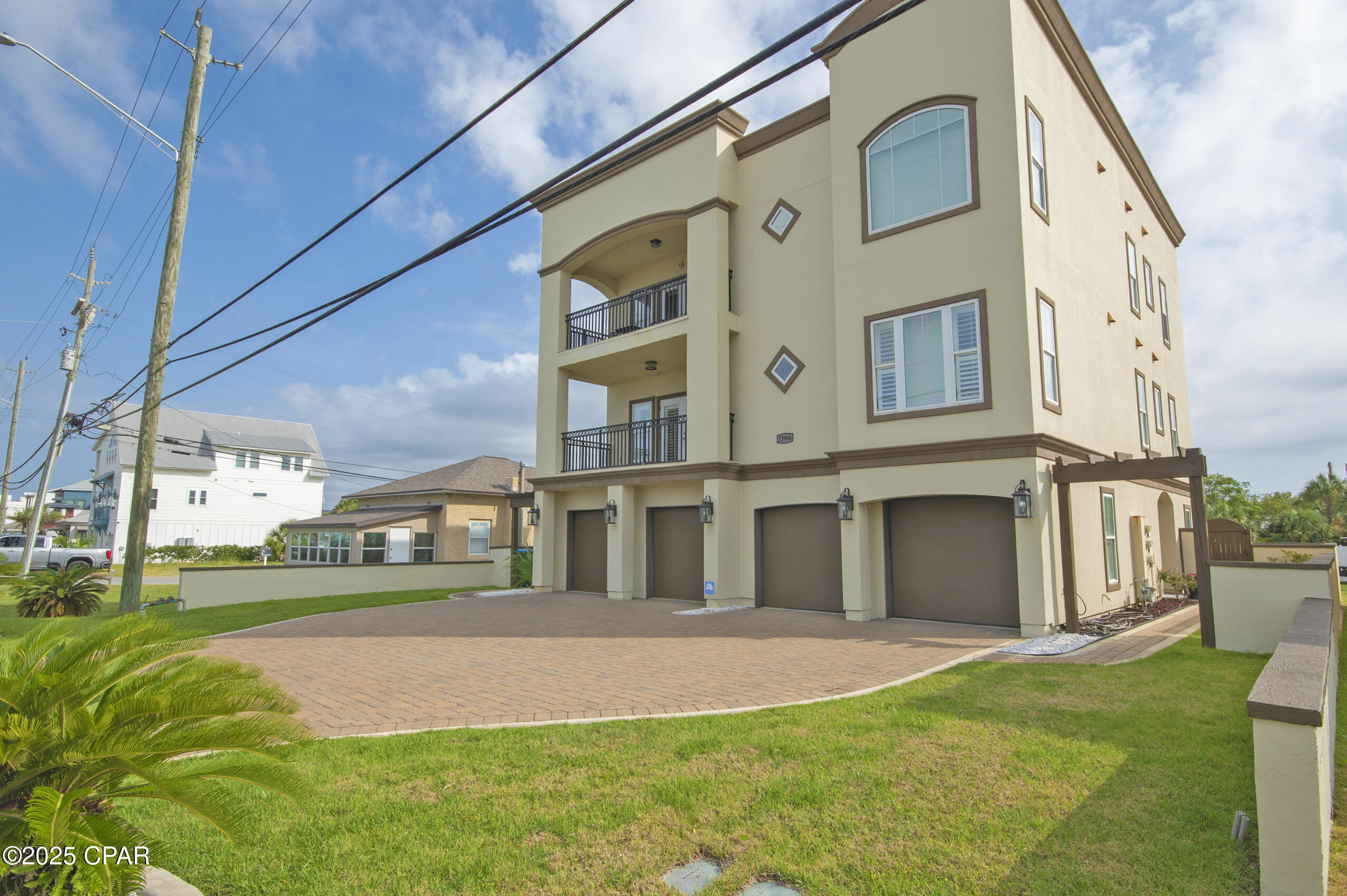 Image 19 For 13906 Front Beach Road Road