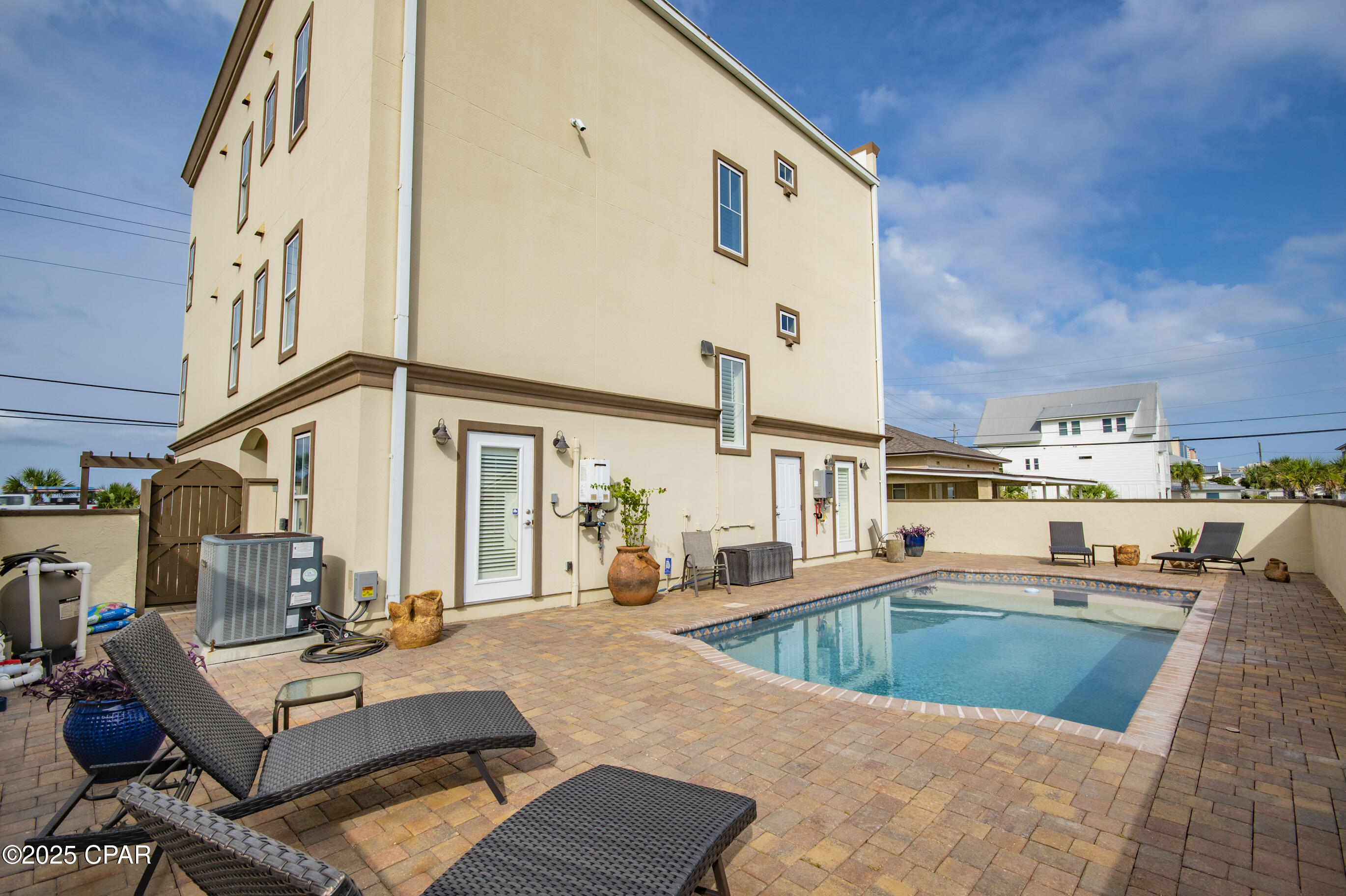 Image 29 For 13906 Front Beach Road Road