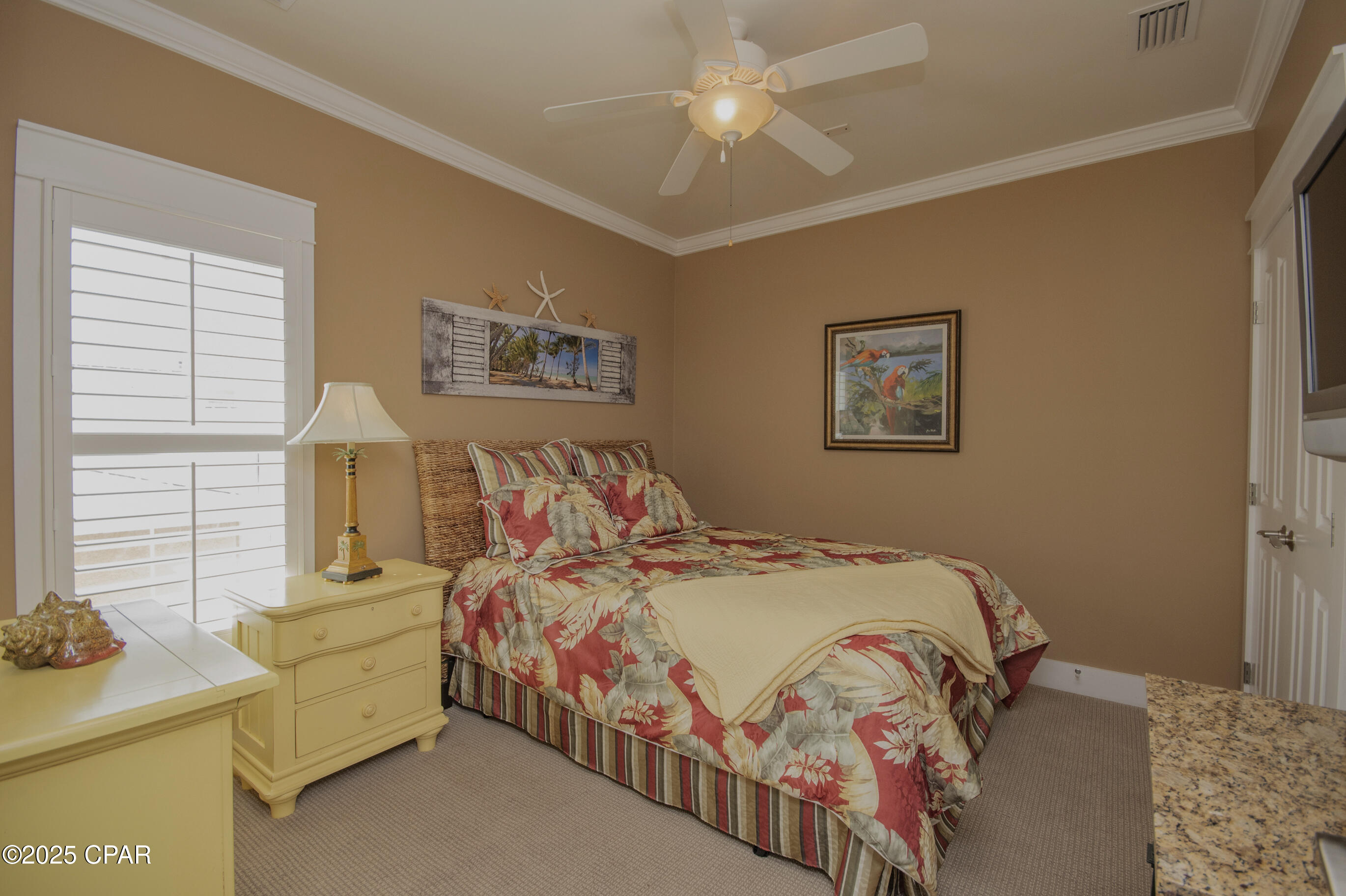 Image 70 For 13906 Front Beach Road Road