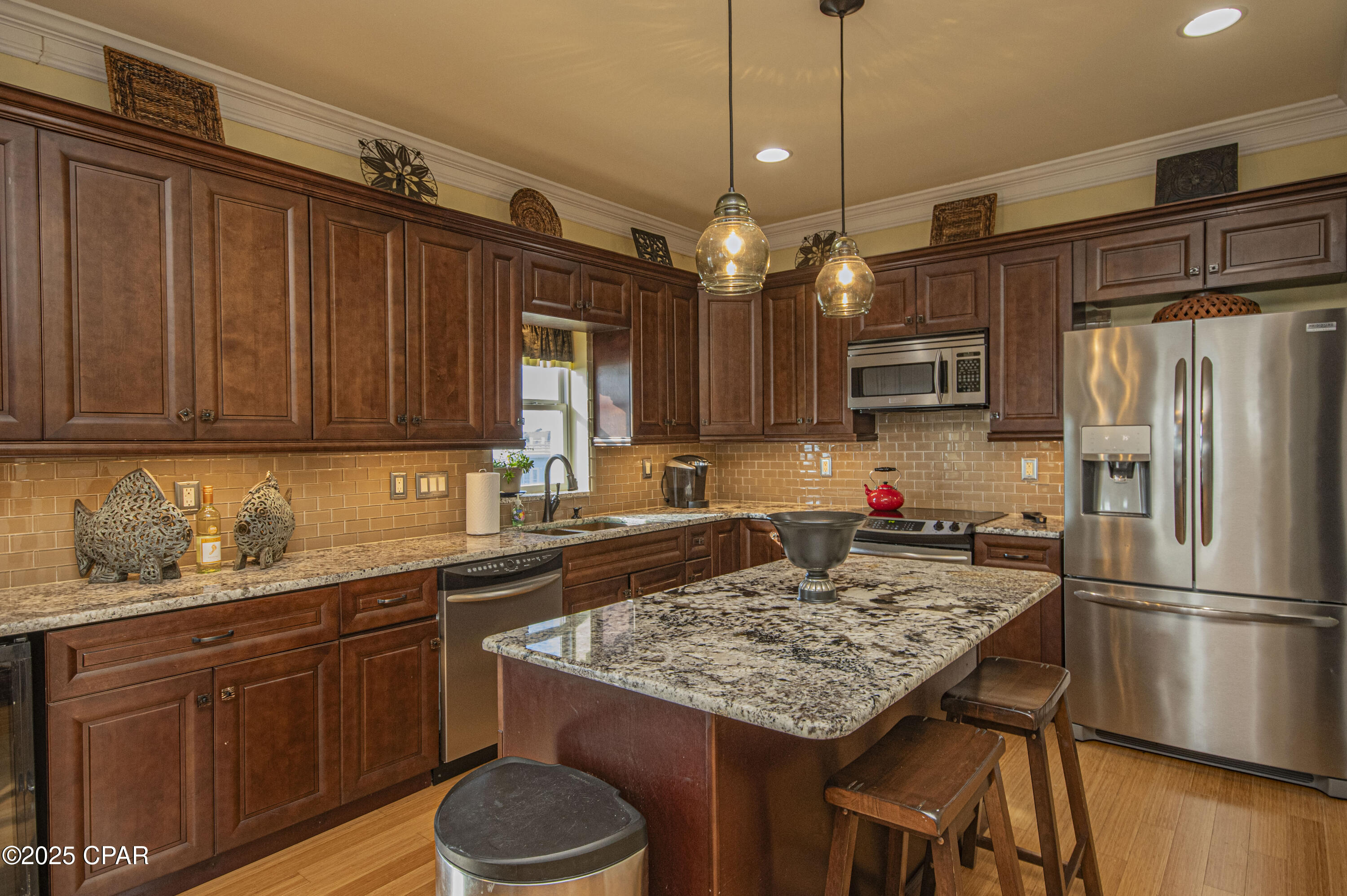 Image 86 For 13906 Front Beach Road Road