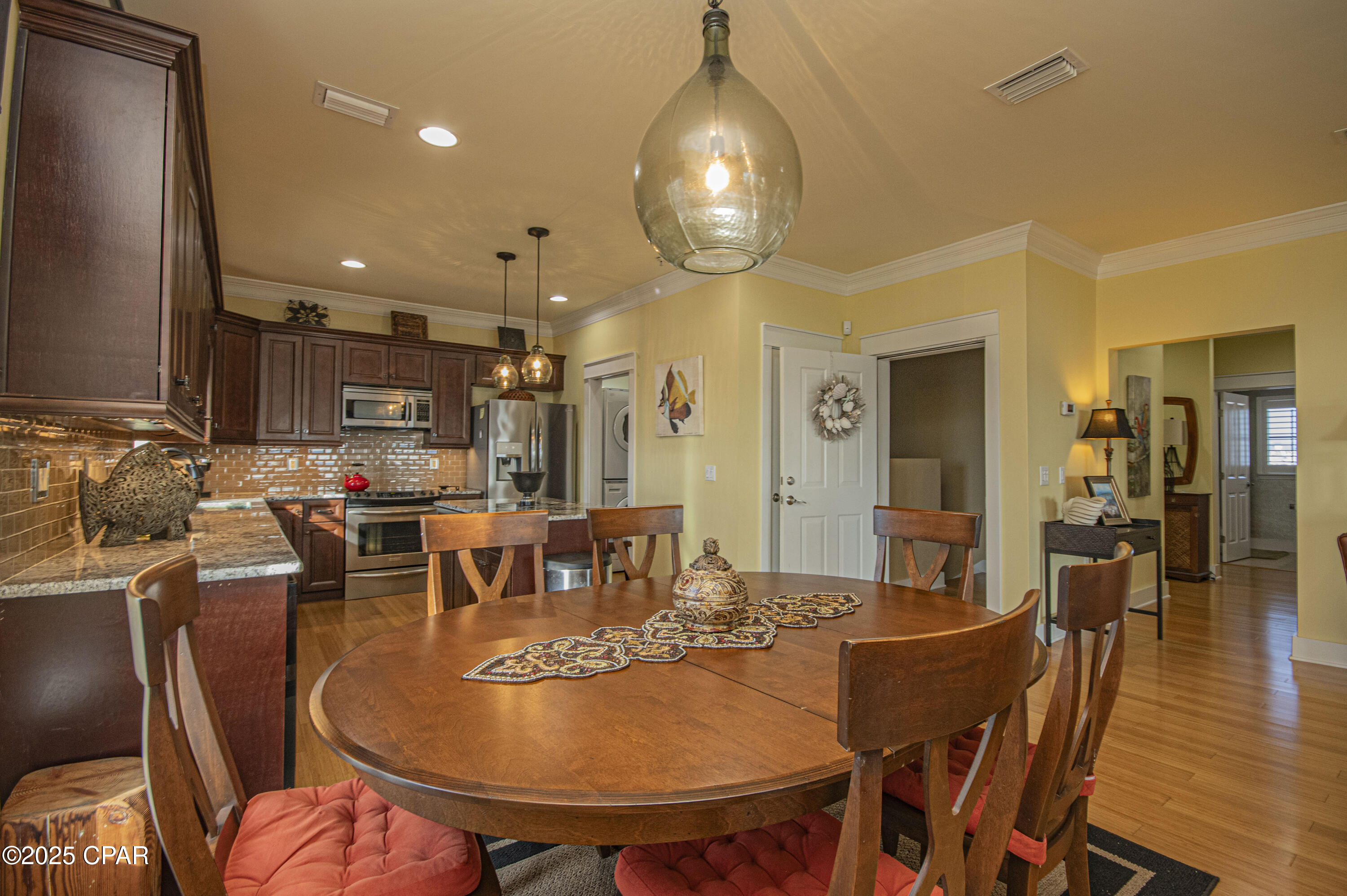 Image 91 For 13906 Front Beach Road Road